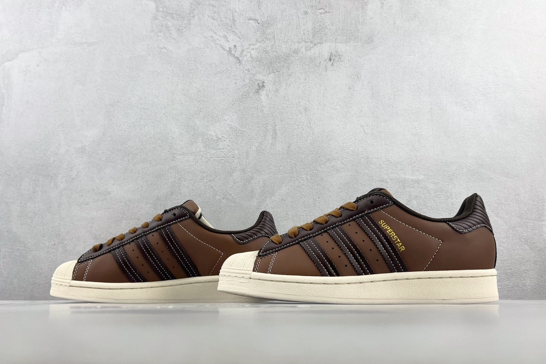 150 adidas originals Superstar 深棕 GW4438