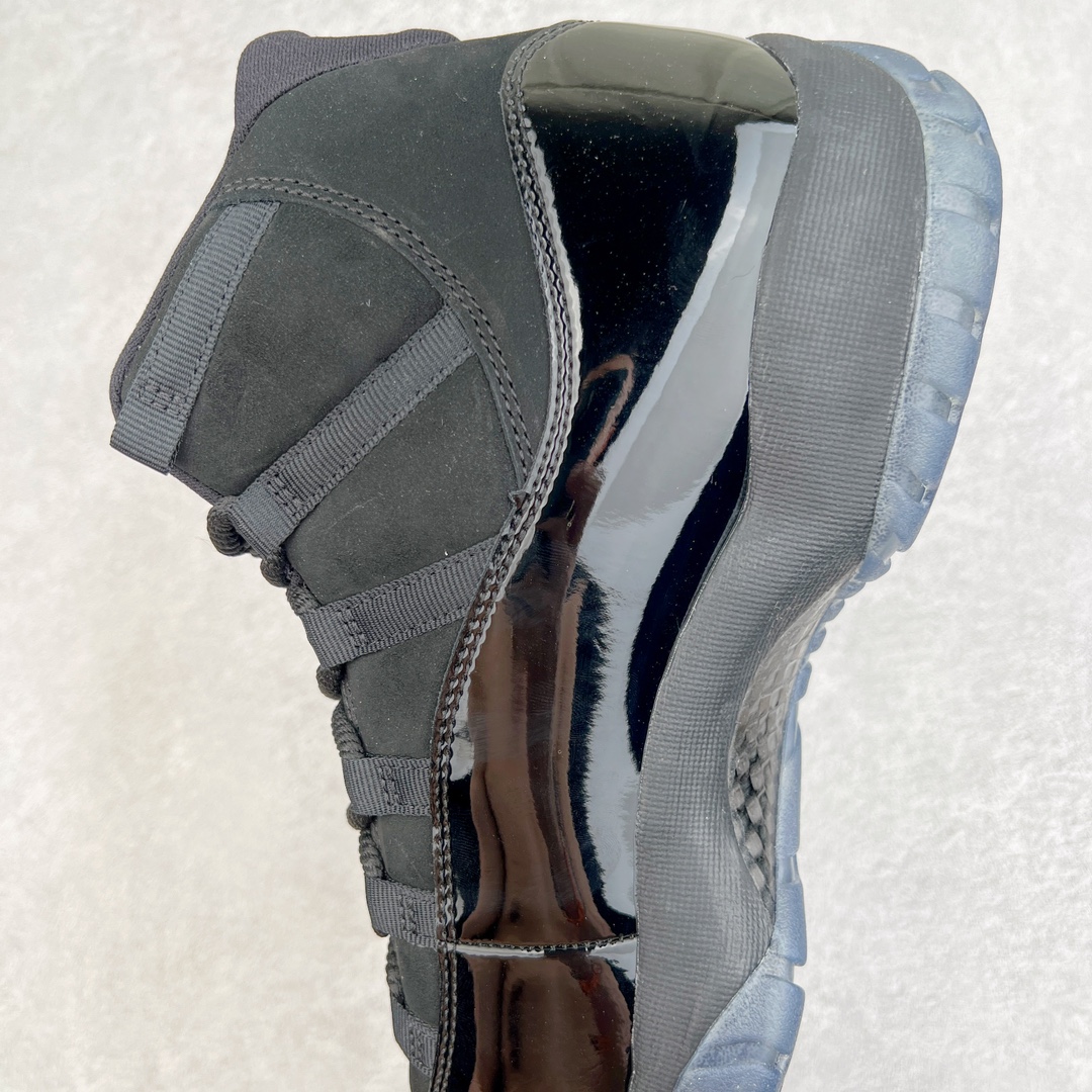 图片[7]-＃Y3纯原 Air Jordan AJ11 Retro High \\\”Cap and Gown \\\” 黑武士高帮 378037-005 外贸特供批次 原楦原档案数据开模打造 原厂中底拉帮钢印 原厂漆皮 防冻不开裂 头层皮料 原装鞋撑 水晶大底正确色度色泽 原楦原数据刺绣 原厂车缝走线及对位 毫厘不差 飞人logo采用原数据电脑刺绣 原装正品碳纤维真实碳板 增强抗扭 原内标 原盒标 正确官方原盒 原厂防氧化水晶外底 原厂配套厂全掌solo气垫 独家尺码：40.5 41 42 42.5 43 44 44.5 45 45.5 46 47.5 48.5-选品中心
