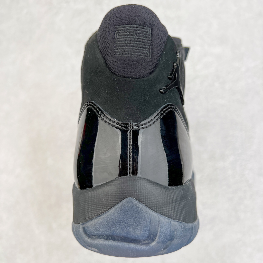 图片[8]-＃Y3纯原 Air Jordan AJ11 Retro High \\\”Cap and Gown \\\” 黑武士高帮 378037-005 外贸特供批次 原楦原档案数据开模打造 原厂中底拉帮钢印 原厂漆皮 防冻不开裂 头层皮料 原装鞋撑 水晶大底正确色度色泽 原楦原数据刺绣 原厂车缝走线及对位 毫厘不差 飞人logo采用原数据电脑刺绣 原装正品碳纤维真实碳板 增强抗扭 原内标 原盒标 正确官方原盒 原厂防氧化水晶外底 原厂配套厂全掌solo气垫 独家尺码：40.5 41 42 42.5 43 44 44.5 45 45.5 46 47.5 48.5-选品中心