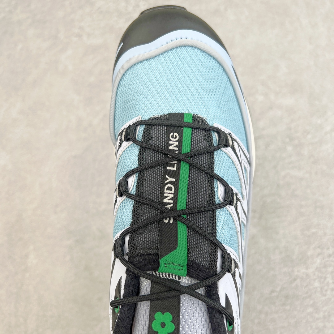 图片[4]-＃绿X/GX 纯原福利 Salomon XT-6 萨洛蒙复古潮流户外机能登山跑鞋 纯原外贸平台特供订单 耗时半年巨作 全套原纸板楦头开发 原厂特供网布配套加持 确保原汁原味 完美呈现版型 原档数据独家私模五层组合大底 男女鞋同步官方开发至46.5 原装Ortholite轻量化鞋垫 中底布带钢印编号 原厂TPU锁扣 进口港宝加持 后跟自然饱满 还原公司包裹性 鞋面以“锯齿”状的包裹系统呈现 在基色底之下加入了各种色点缀 将公司的最新技术和时尚前卫的造型融入耐用的长跑款式中 鞋面由 TPU 薄膜制成 并焊接在高耐磨网眼上 使其既时尚又坚固 由 ACS底盘支撑 可增强稳定性和支撑力 以及由橡胶凸耳 Contragrip外底覆盖的 EVA 缓冲中底 旨在应对崎岖的地形 鞋舌上的彩色Salomon 标签、Quicklace 系统以及鞋头、鞋舌和鞋跟上的附加品牌使细节更加完美 让穿着者可以轻松驾驭户外与通勤下的任何运动生活场景 无缝鞋身户外随意纵横 颜值与脚感兼备 出街通勤 绝对非常吸睛 你值得拥有 尺码：36 36.5 37.5 38 38.5 39 40 40.5 41 42 42.5 43 44 44.5 45 46 46.5 注意：偏小1码-选品中心