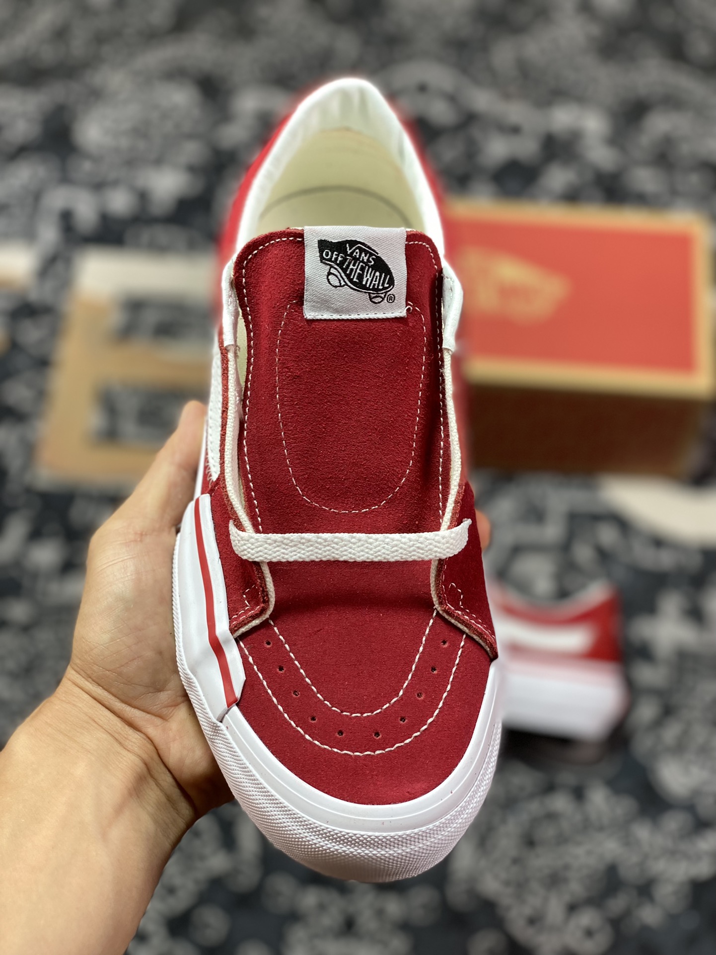 150 Vans Sk8-Low 解构主义 红白 以红白条经典鞋型 Sk8-Low解构融入车缝线