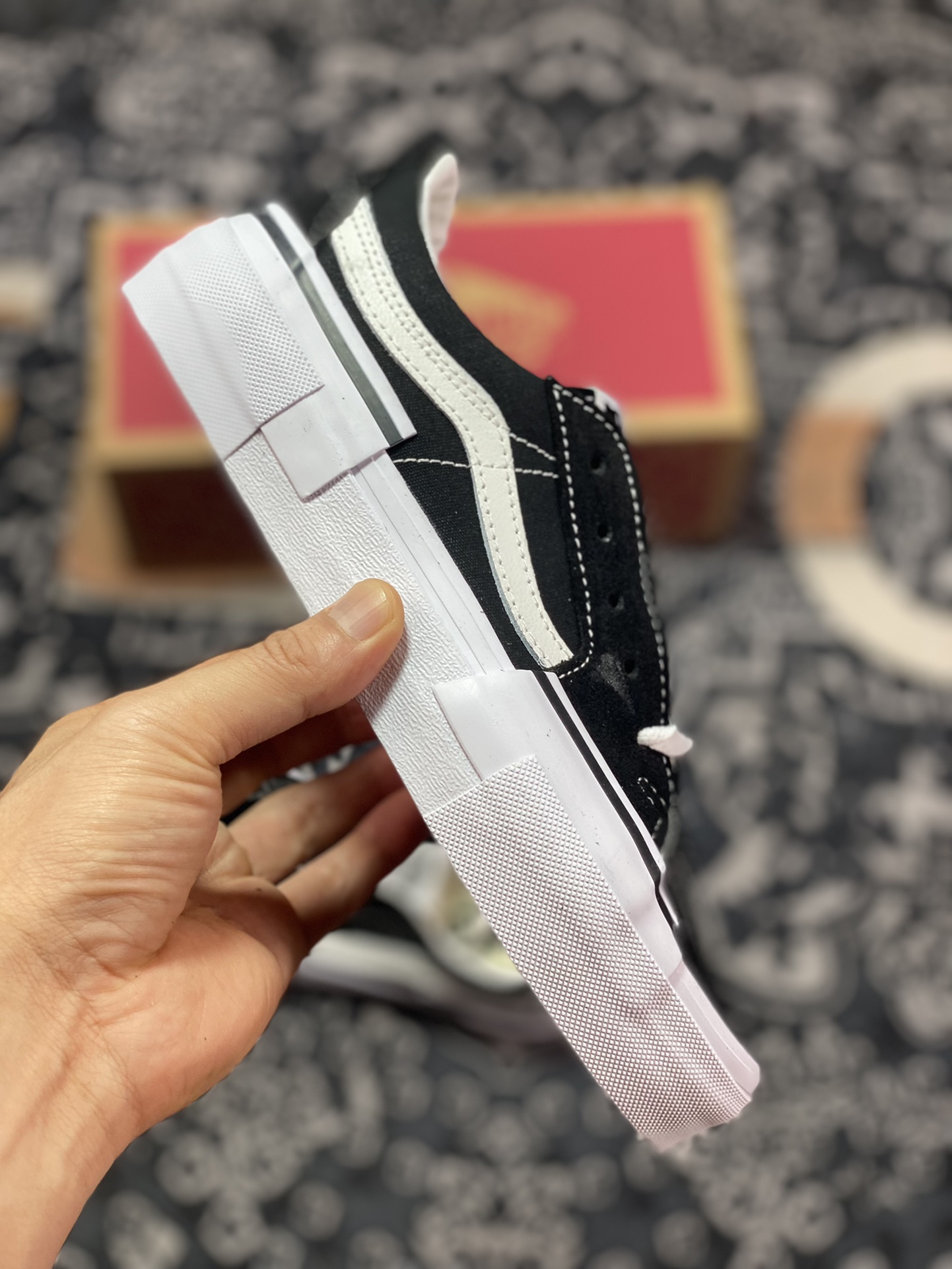 150 Vans Sk8-Low 解构主义 黑白 以黑白条经典鞋型