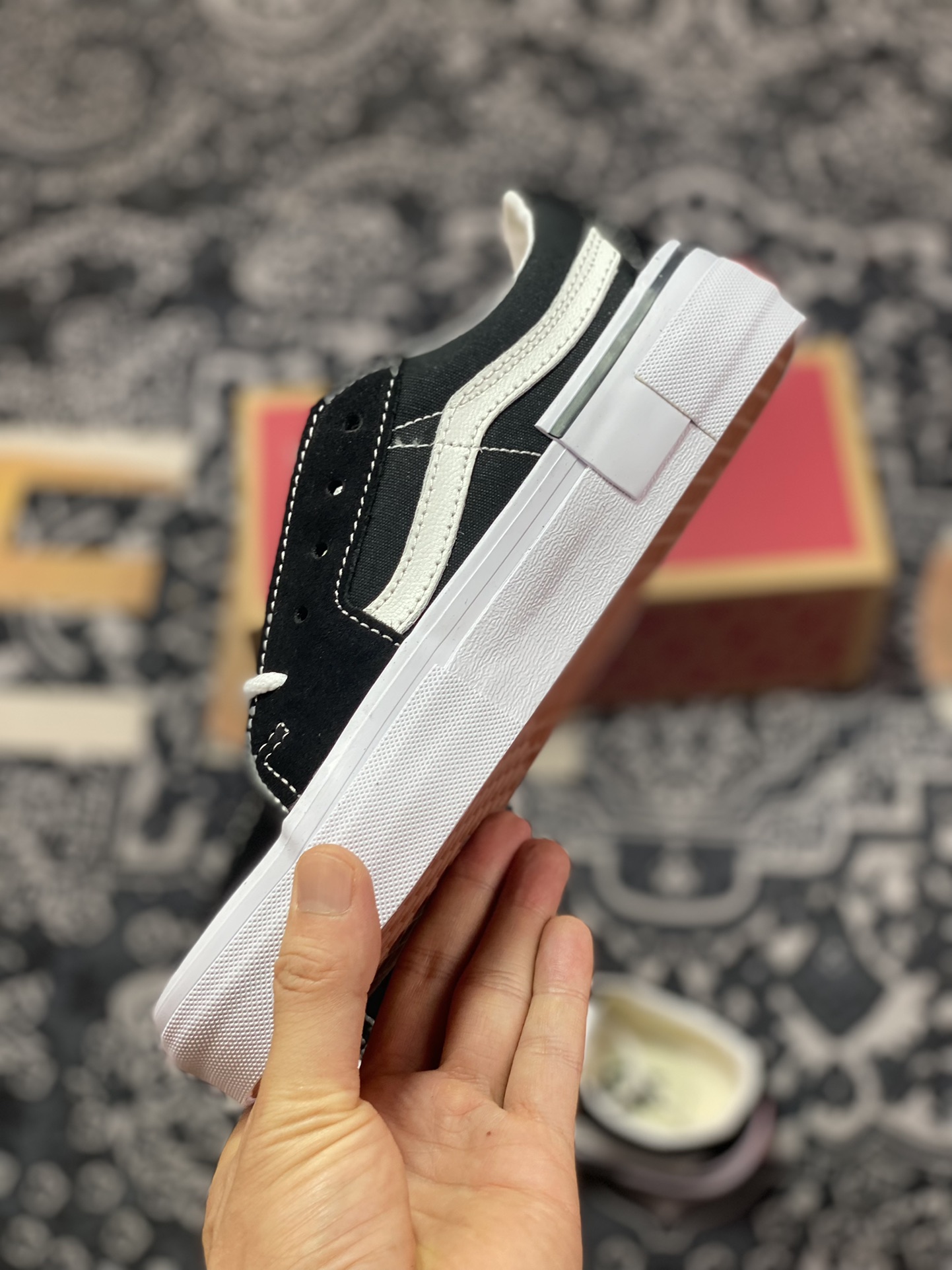 150 Vans Sk8-Low 解构主义 黑白 以黑白条经典鞋型