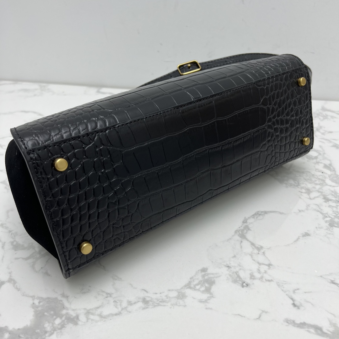 Tory Burch ～Tory Burch全新Eleanor单肩手提包公文包 以简洁线条打造的盒型包袋之上