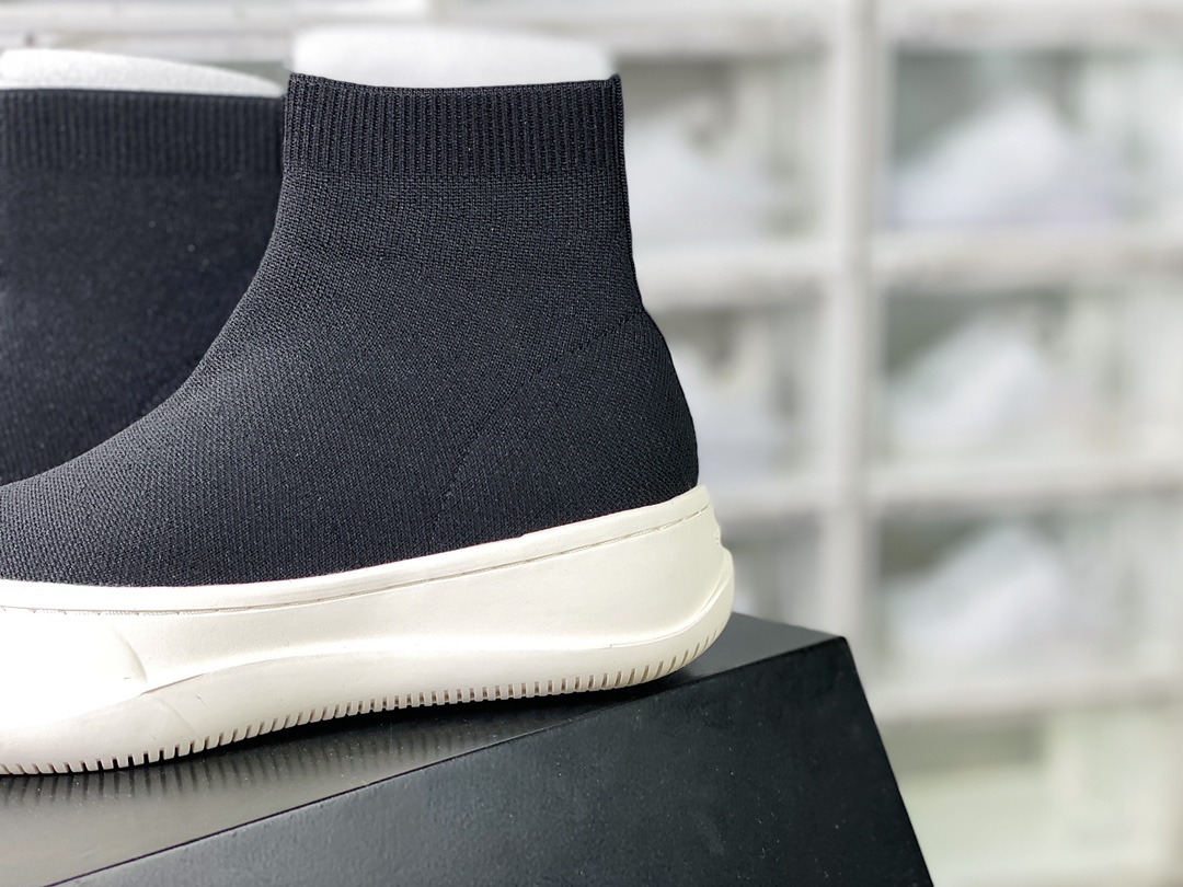 SMILEREPUBLIC Socks Sneake mid-top series heightened thick-soled sneakers ”Flying Weave Black and White”