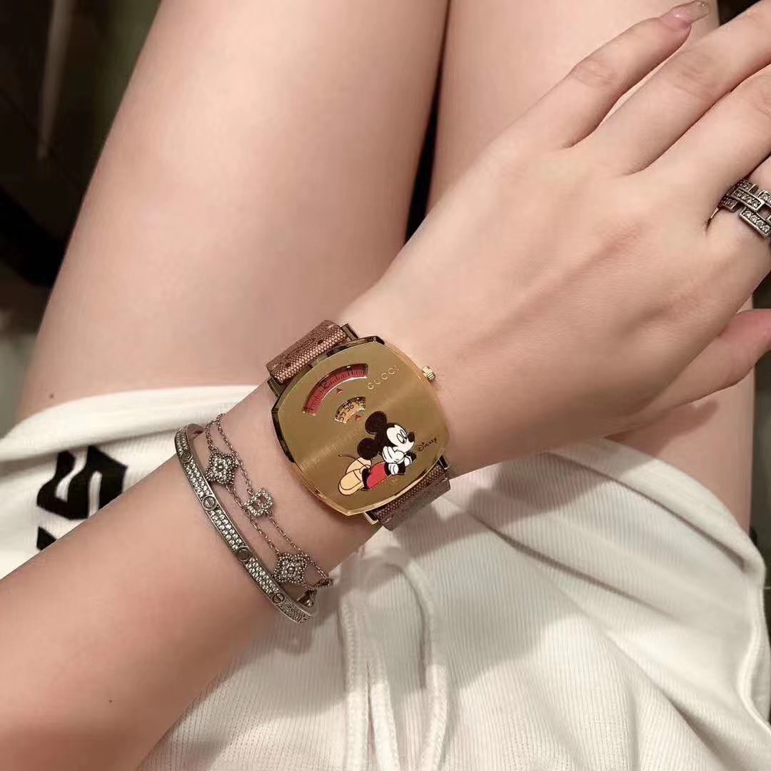 190  Gucci grip×Disney米老鼠石英腕表