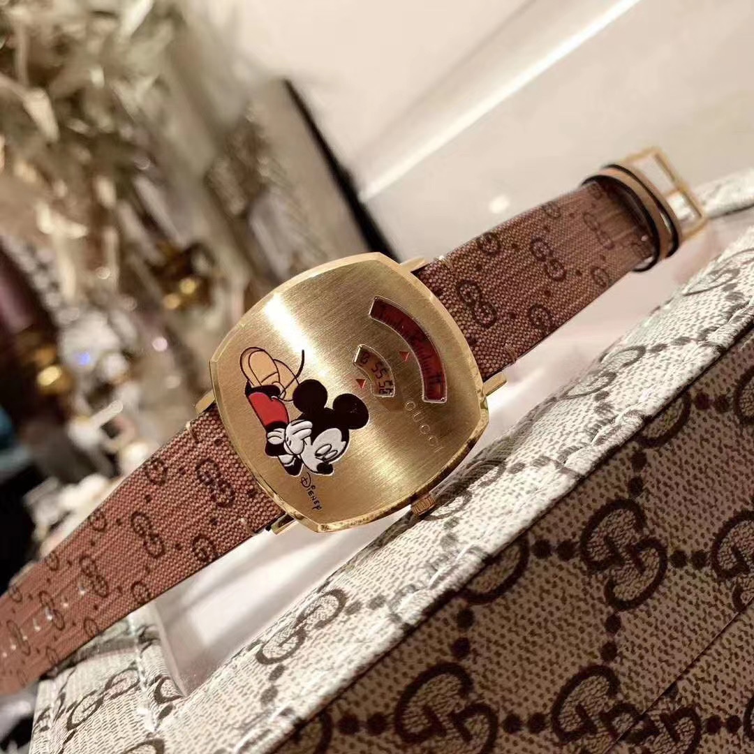 190  Gucci grip×Disney米老鼠石英腕表