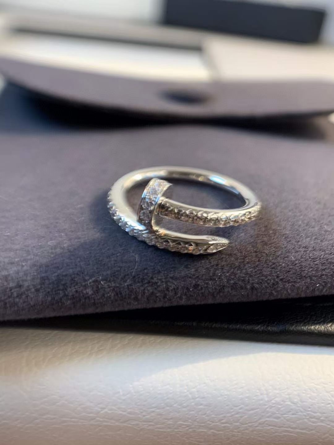 Cartier Cartier 卡地亚 钉子戒指 满钻款