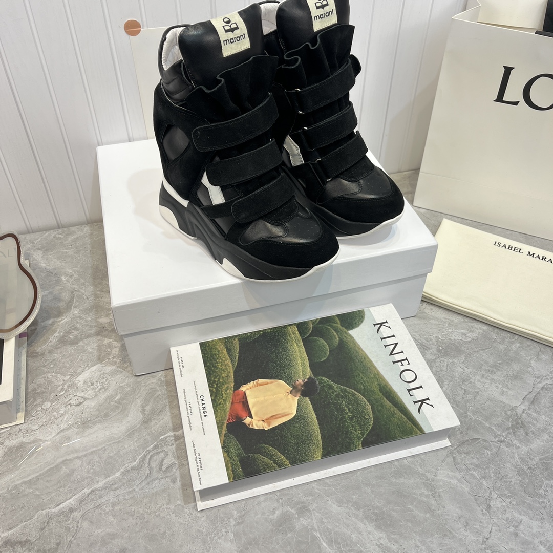 NO:168380,ISABEL MARANT Autumn and Winter New Style ———————————————————————————— INS internet celebrity bloggers are popularly recommended!  A pair of simple and high-end boots... The original 1:1 replica hidden line bottom!  The feet feel very comfortable and versatile!  Super suitable for street photography, easy to wear and stylish Size 35-40, casual shoes/sports shoes, boots, sneakers19860909ISABEL MARANT 秋冬新款 —————————————— INS网红博主热推！一双简单又不失高级的靴子... 原版1:1复刻隐线大底！脚感特别舒适 随意百搭！超级适合街拍,好穿有型 尺码35-40,休闲鞋/运动鞋,boots,sneakers,Women's Shoes