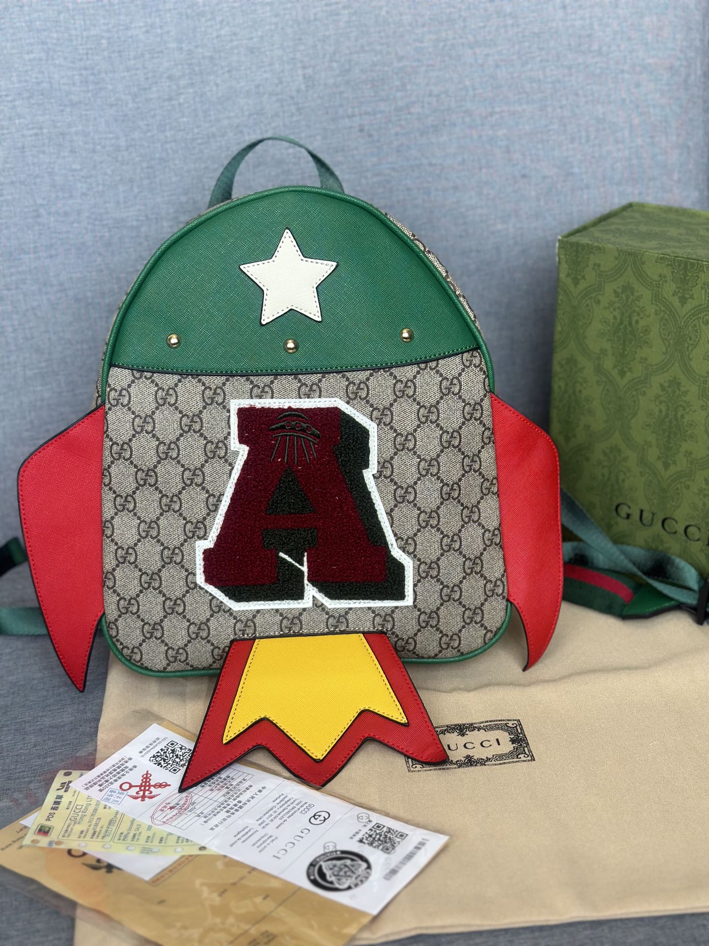Tamaño de la mochila tipo A: 32*25*10 embalaje: bolsa para el polvo