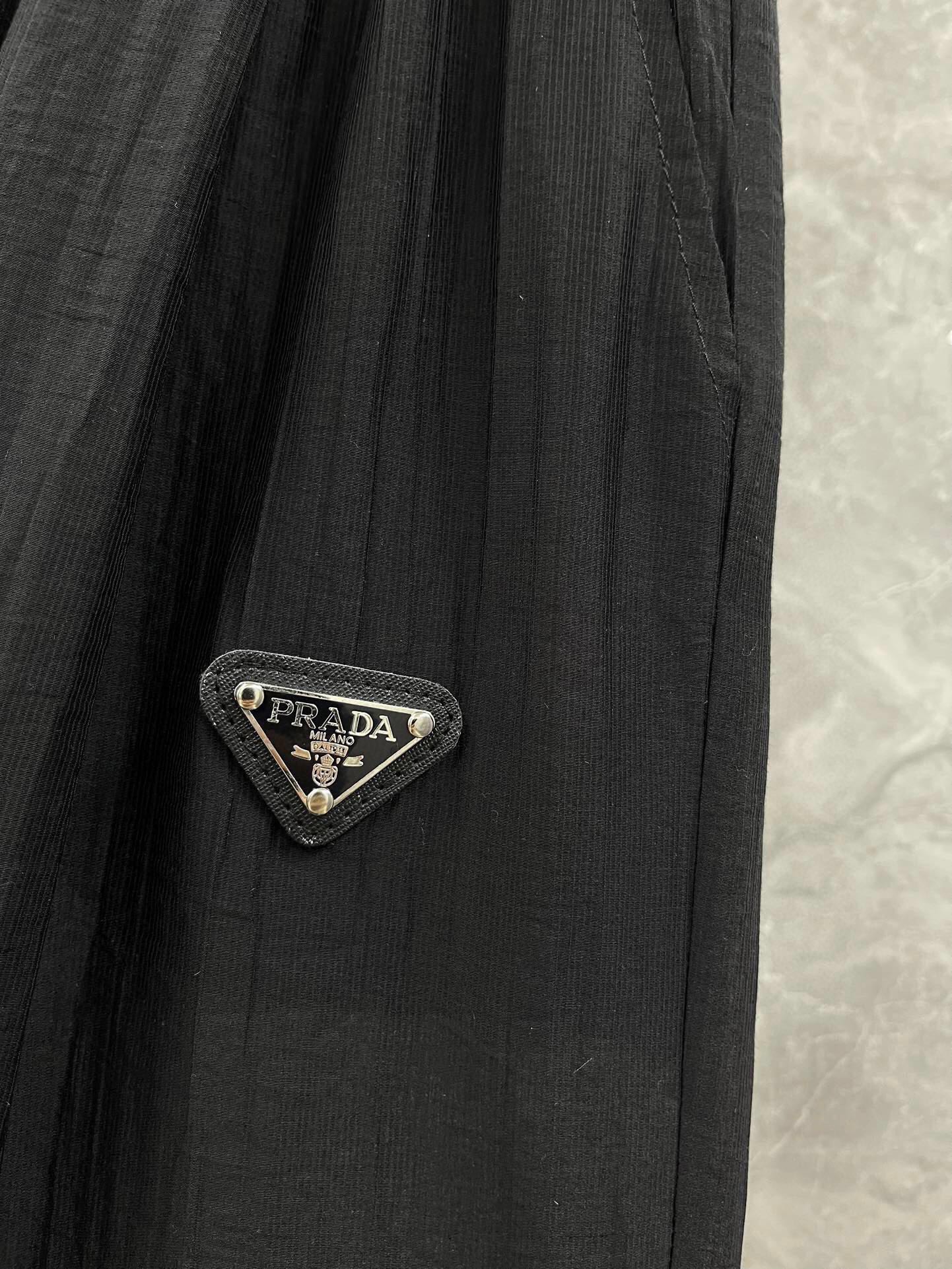 Louis Vuitton Haute Couture Haute Couture Ready-to-Wear Clothing Dress 6