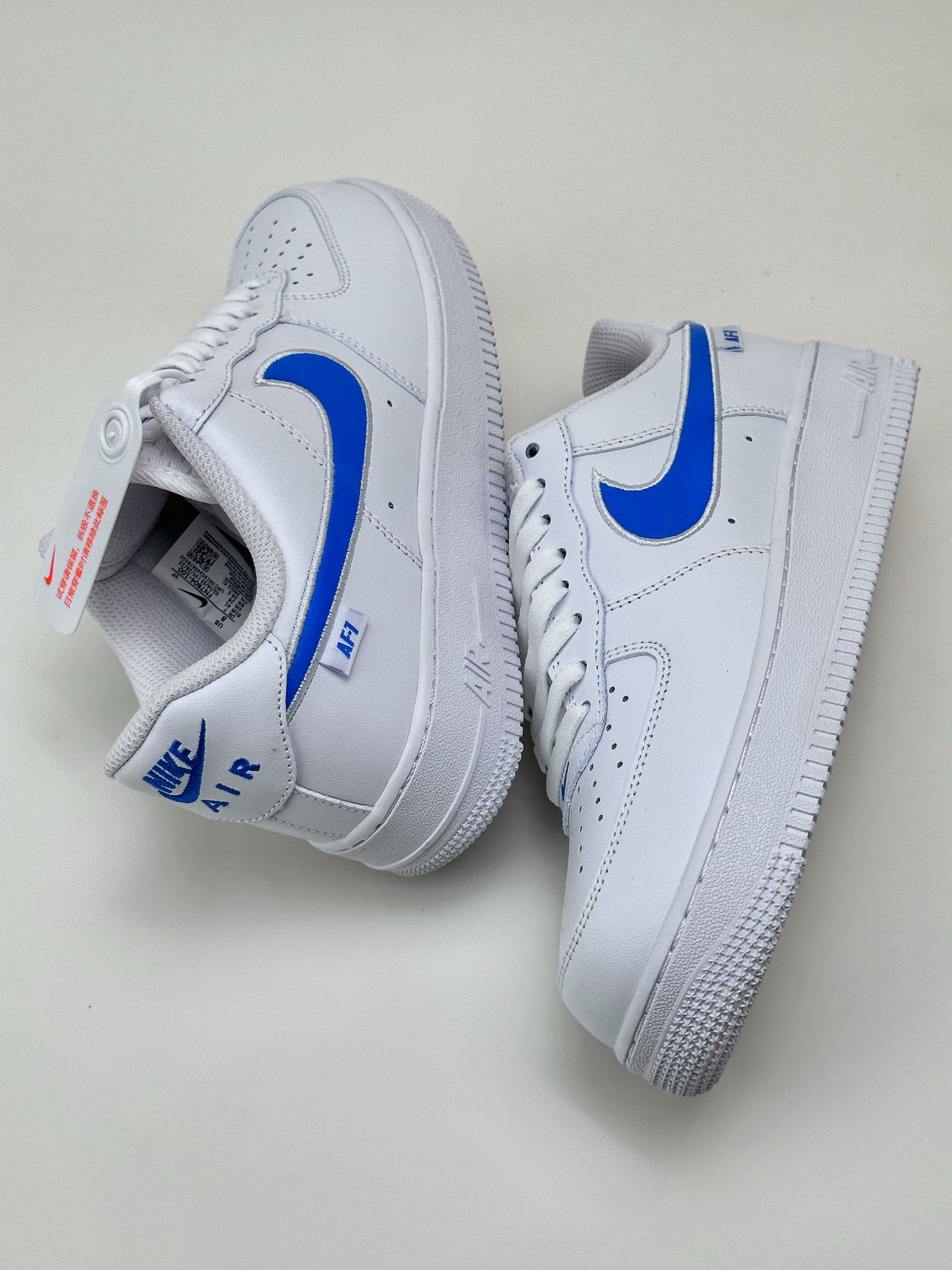 200 Nike Air Force 1 Low 07 复古白蓝 FN7804-100