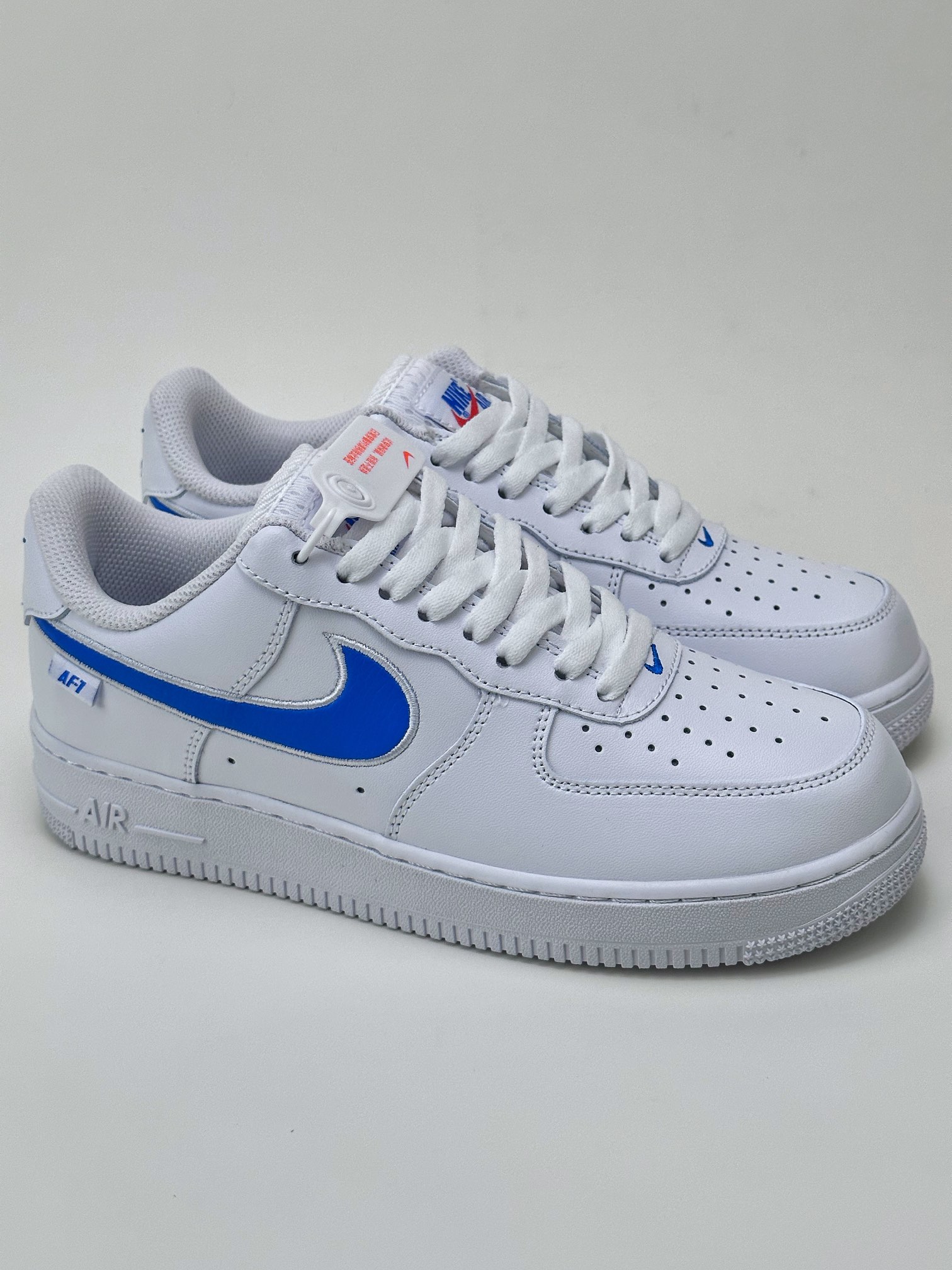 200 Nike Air Force 1 Low 07 复古白蓝 FN7804-100