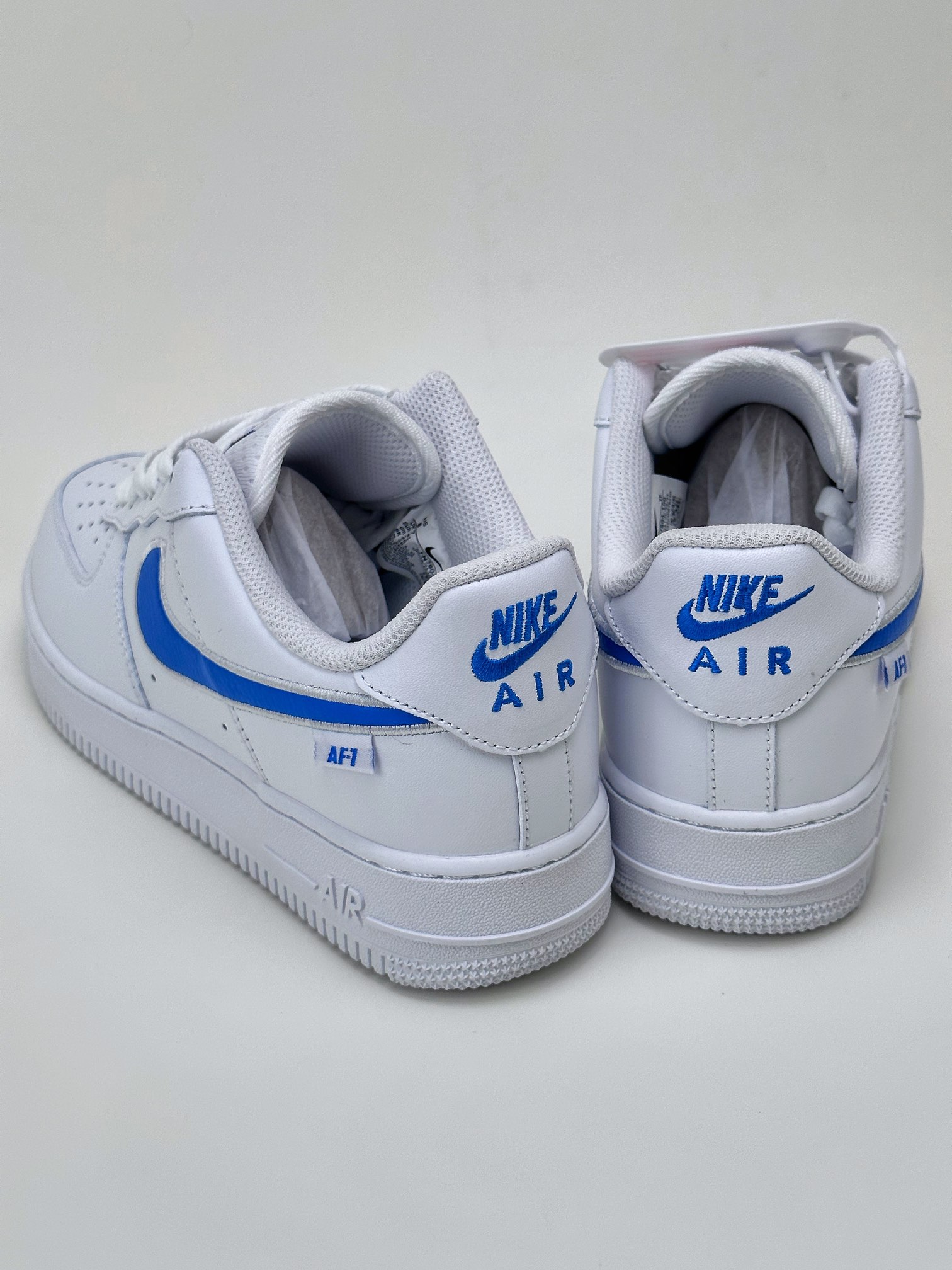 200 Nike Air Force 1 Low 07 复古白蓝 FN7804-100