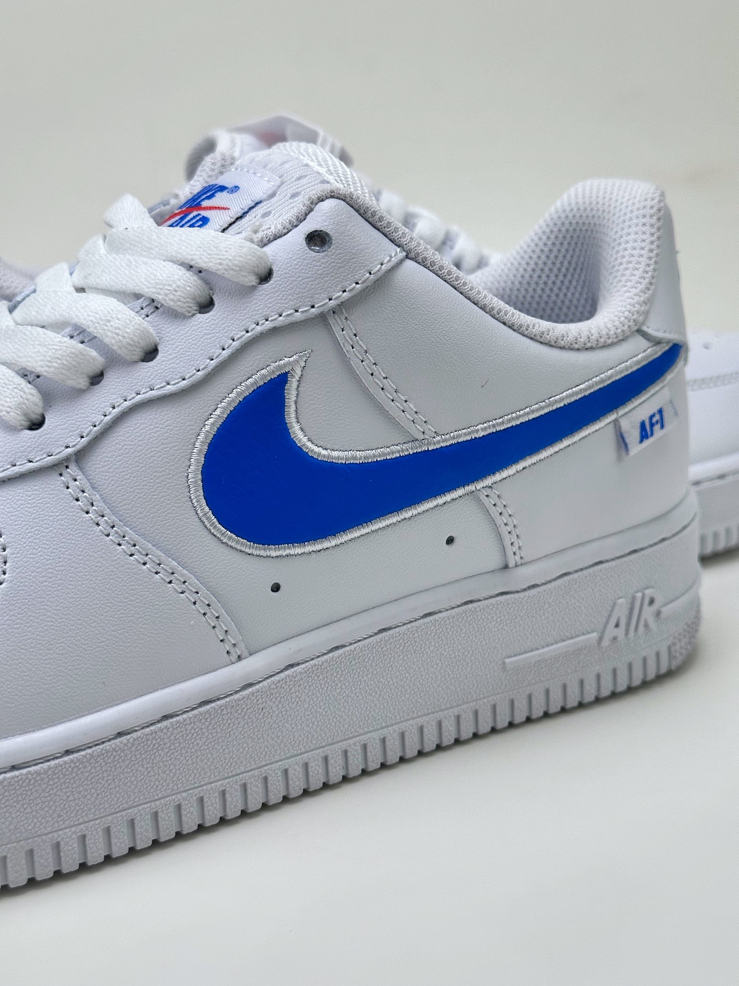 200 Nike Air Force 1 Low 07 复古白蓝 FN7804-100