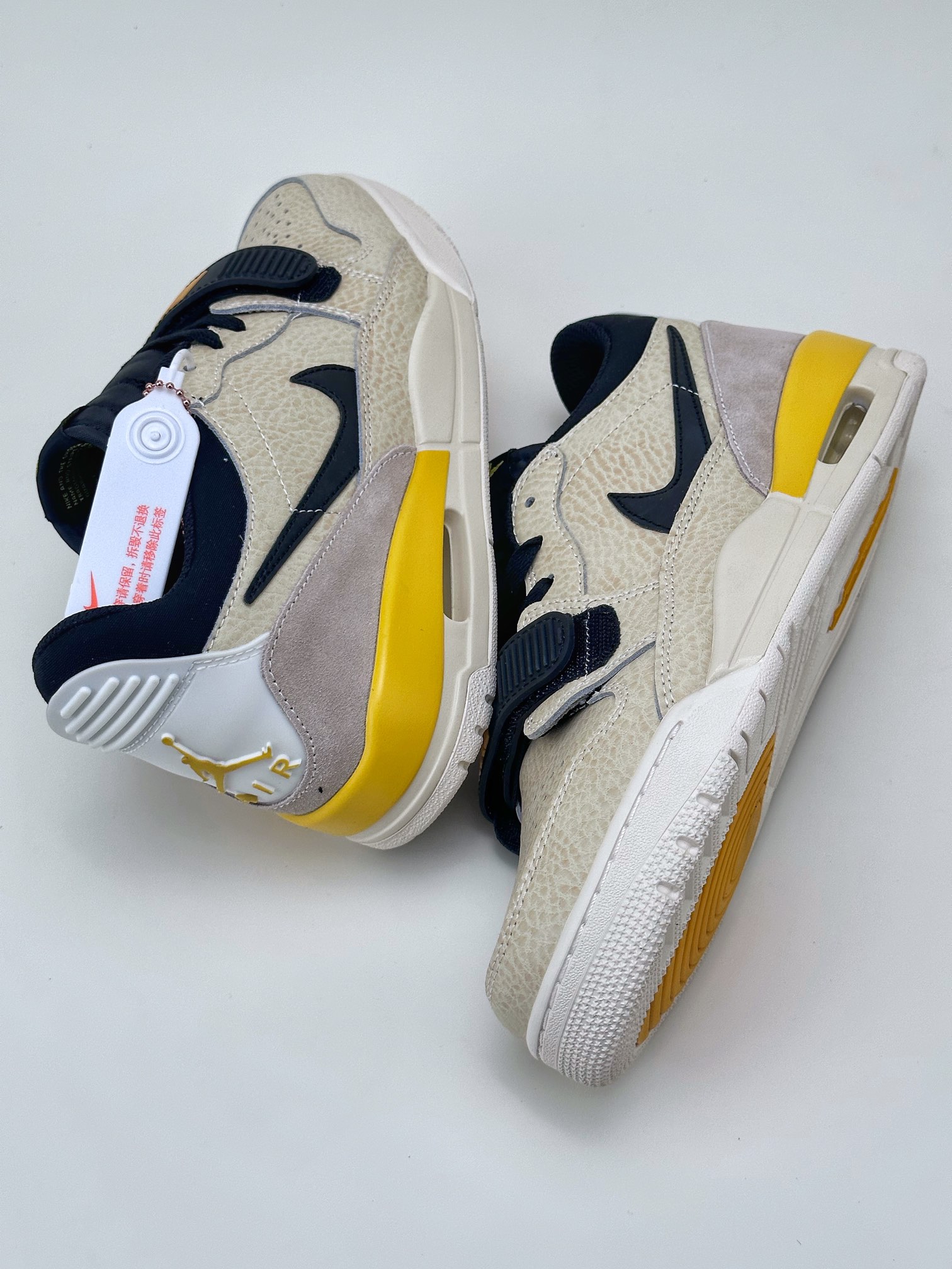 Air Jordan Legacy 312 Low 白黄蟒纹 CD7069-200