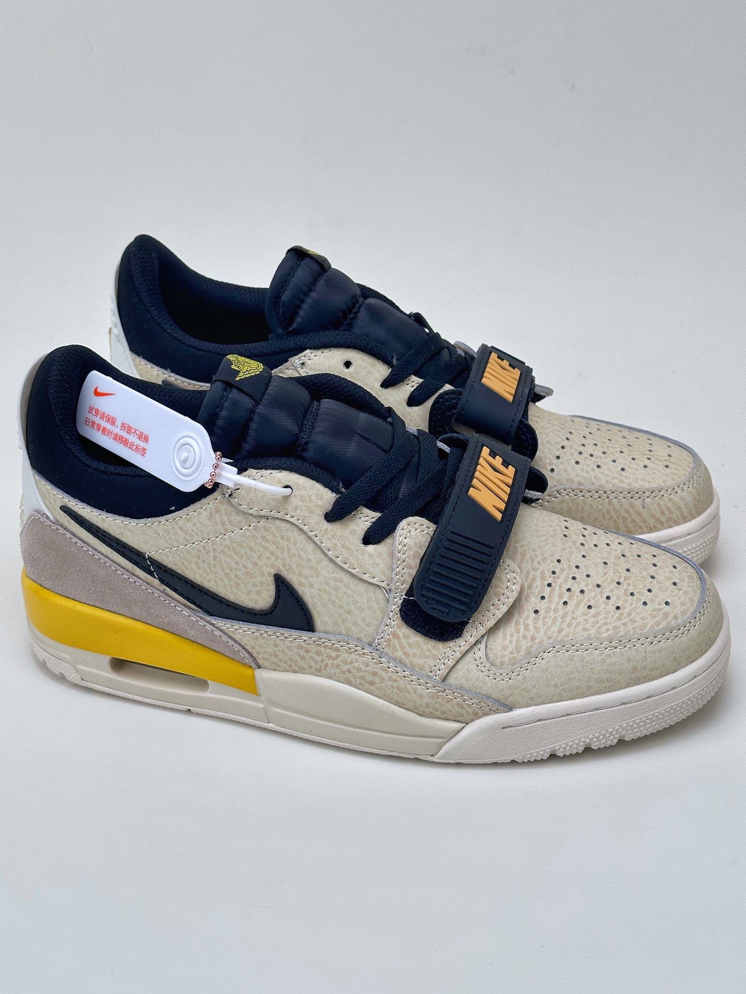 Air Jordan Legacy 312 Low 白黄蟒纹 CD7069-200