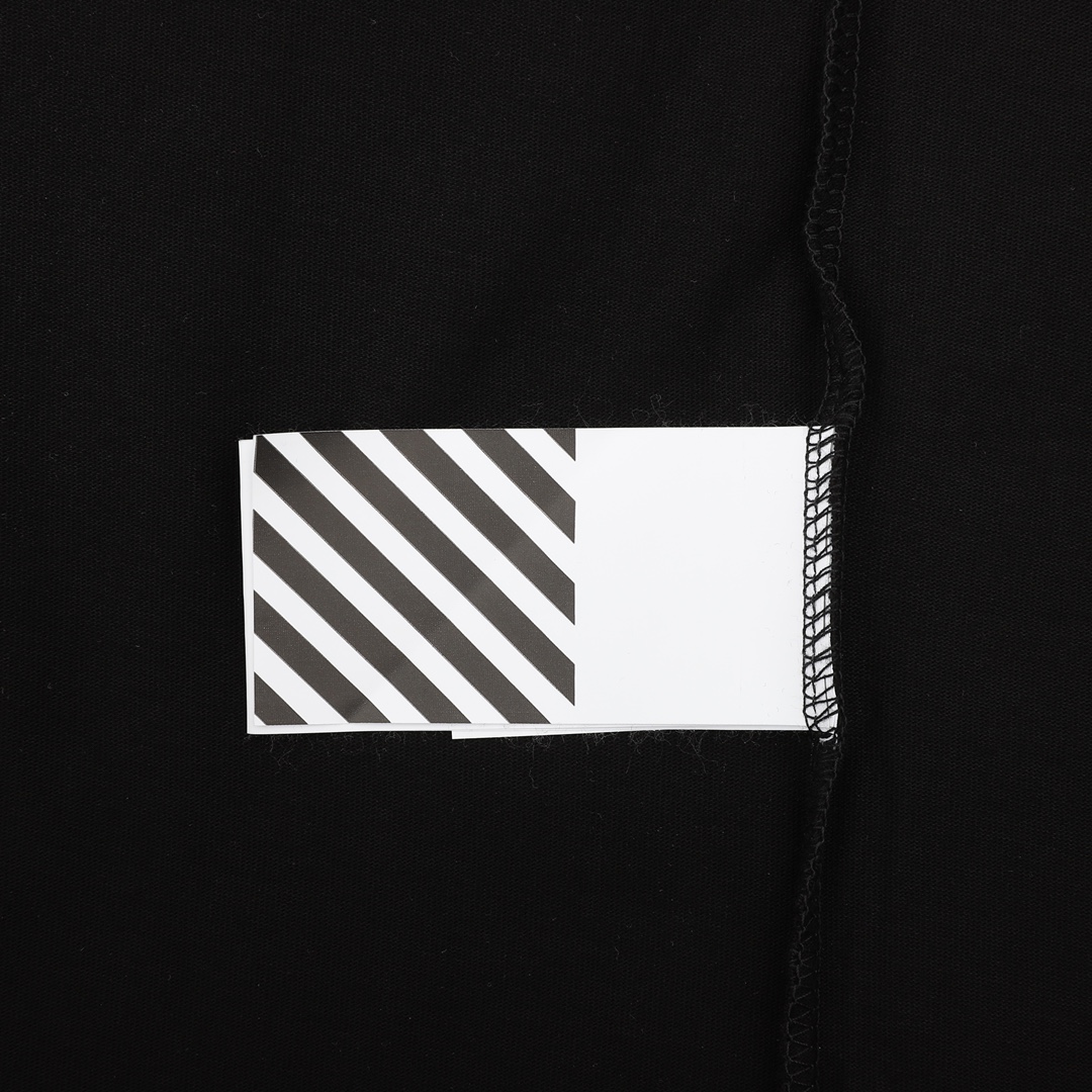 180 Off White 瀑布印花短袖