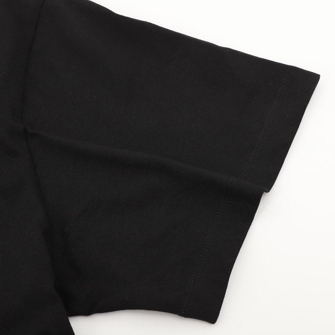 180 OFF WHITE 刷漆箭头短袖T恤 面料依旧采用OW专用的21支220g精梳OE棉纱