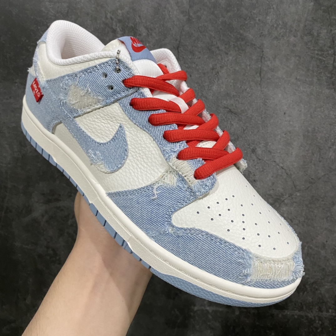 图片[3]-【定制款】Nike SB Dunk Low 李维斯联名 牛仔破洞白蓝n原装头层材料 定制牛仔布拼接n大厂纯原品质 清洁度 电绣工艺完美货号：LE0021-005 尺码：36 36.5 37.5 38 38.5 39 40 40.5 41 42 42.5 43 44 45-莆田鞋批发中心