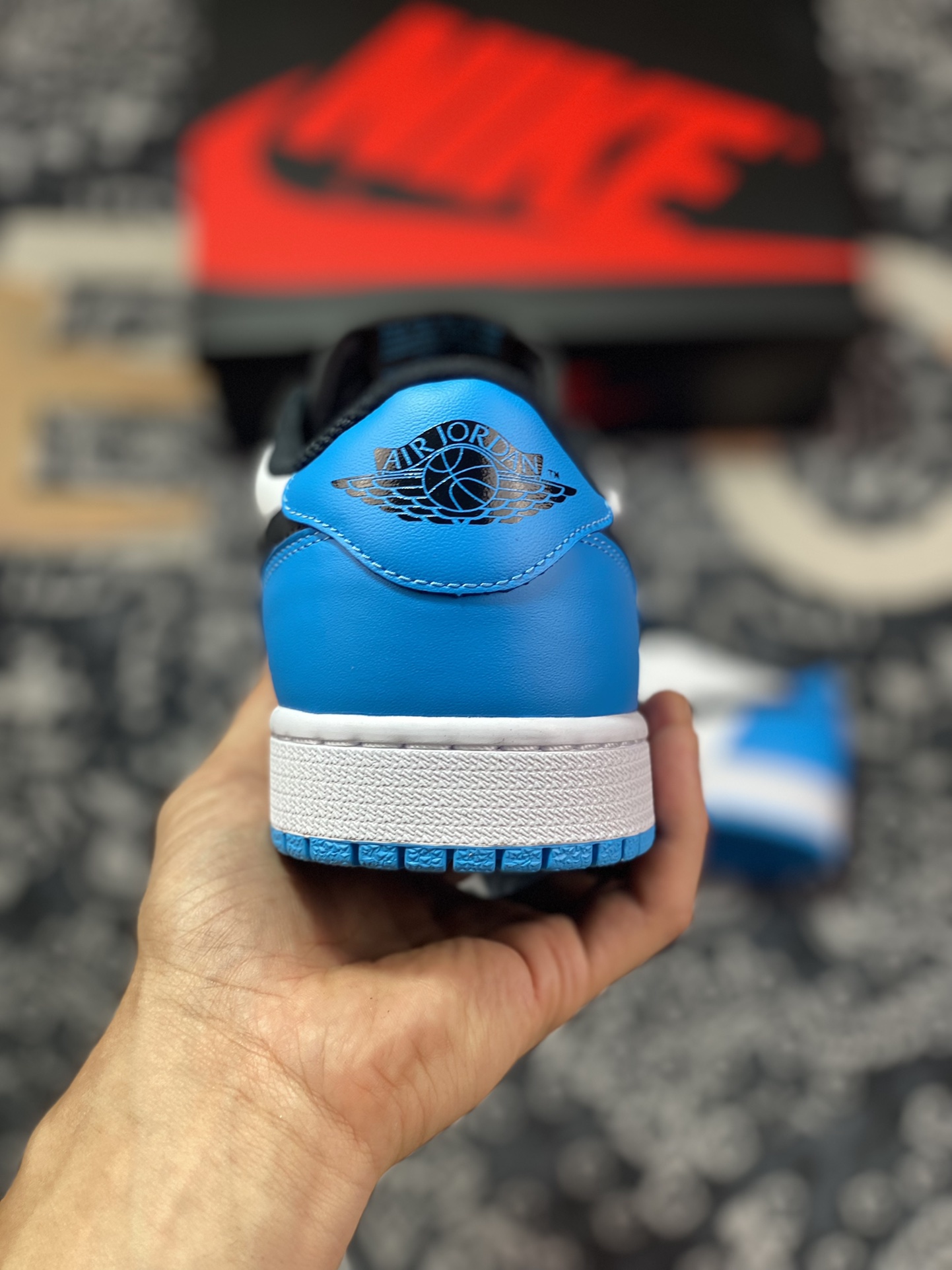 320 优选 耐克Nike Air Jordan 1 Low OG”Laser Blue“AJ1乔丹一代篮球鞋“黑白激光蓝”CZ0790-104