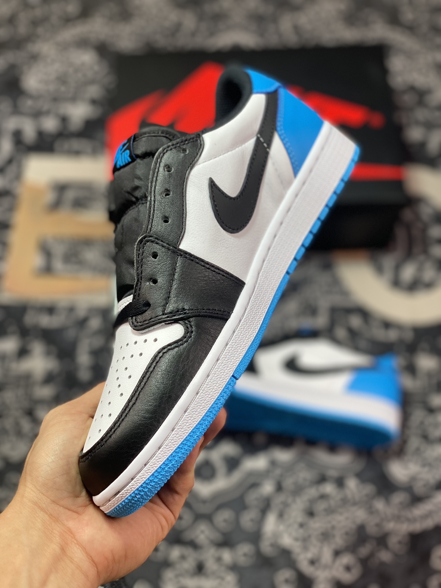 320 优选 耐克Nike Air Jordan 1 Low OG”Laser Blue“AJ1乔丹一代篮球鞋“黑白激光蓝”CZ0790-104