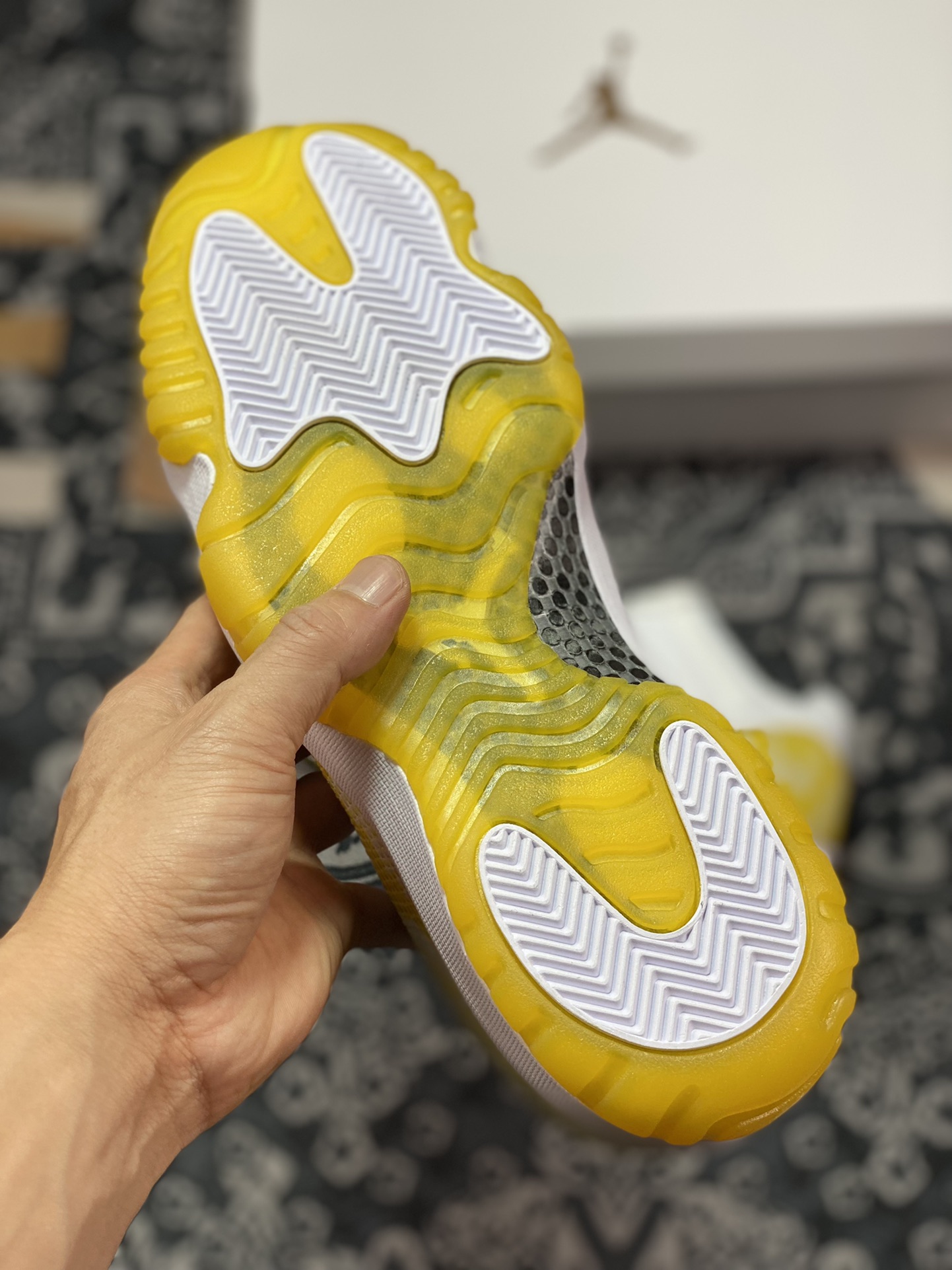 Air Jordan 11 Low ”Yellow Snakeskin“ 黄蛇 AH7860-107