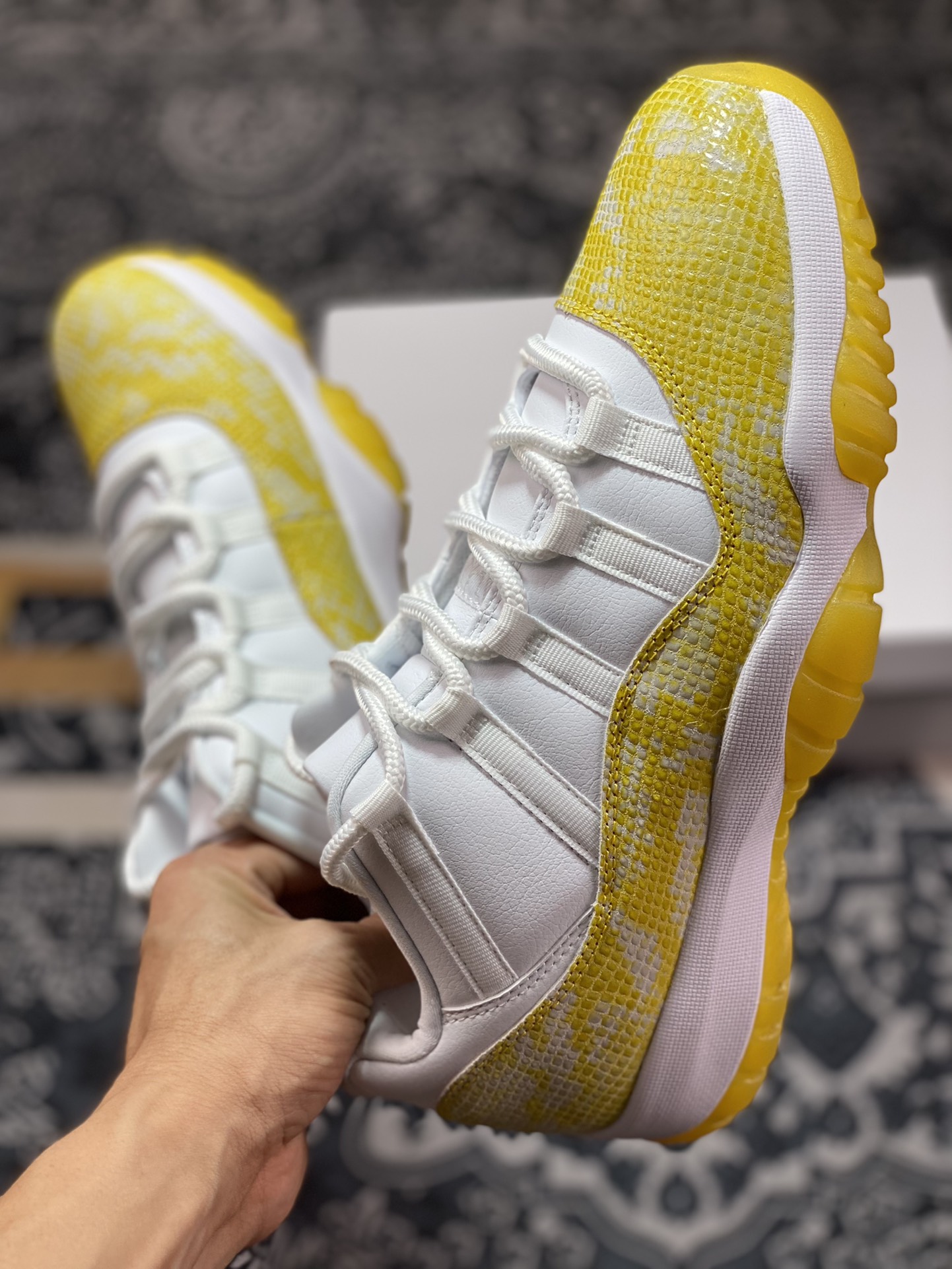 Air Jordan 11 Low ”Yellow Snakeskin“ 黄蛇 AH7860-107