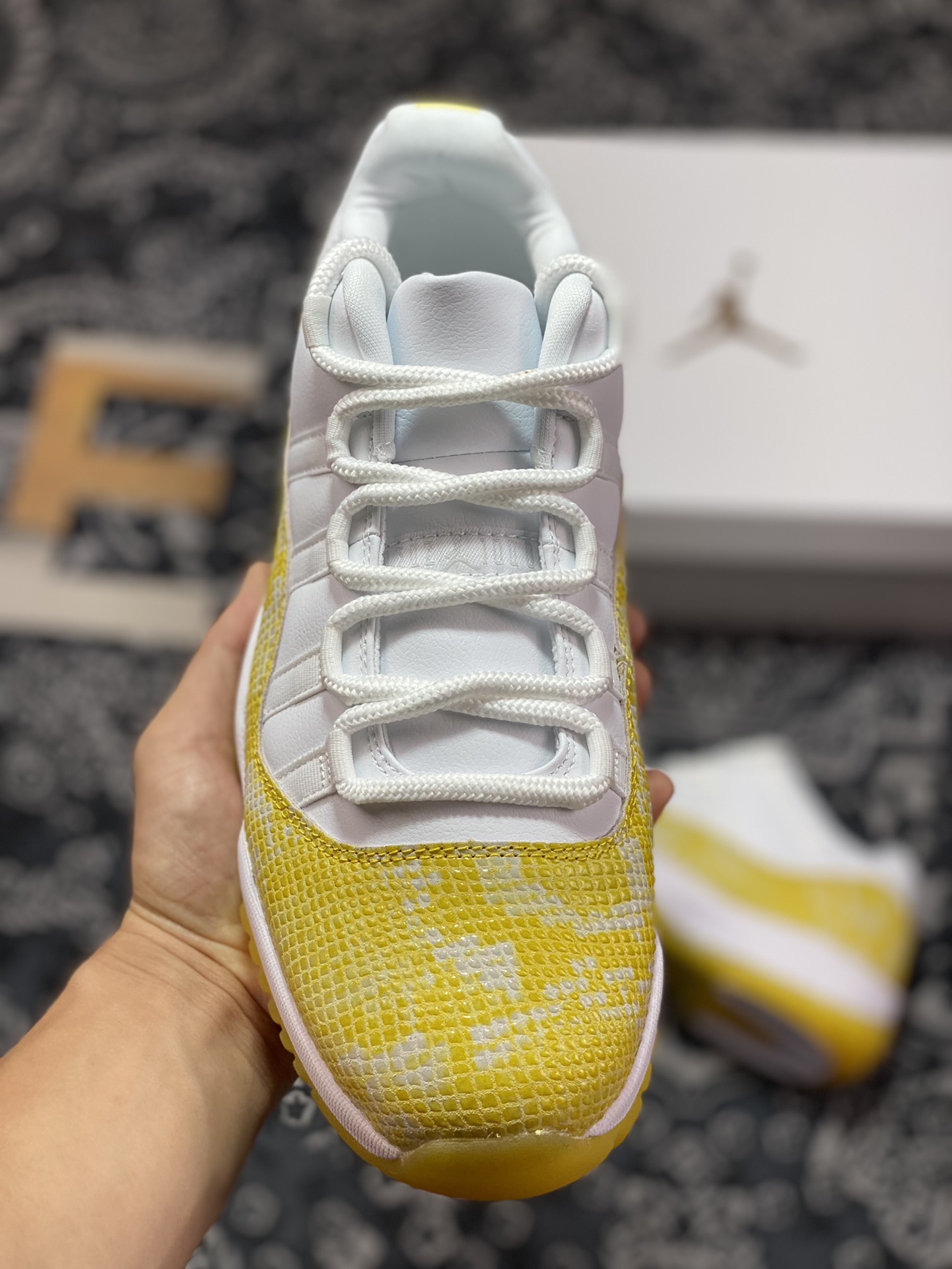 Air Jordan 11 Low ”Yellow Snakeskin“ 黄蛇 AH7860-107