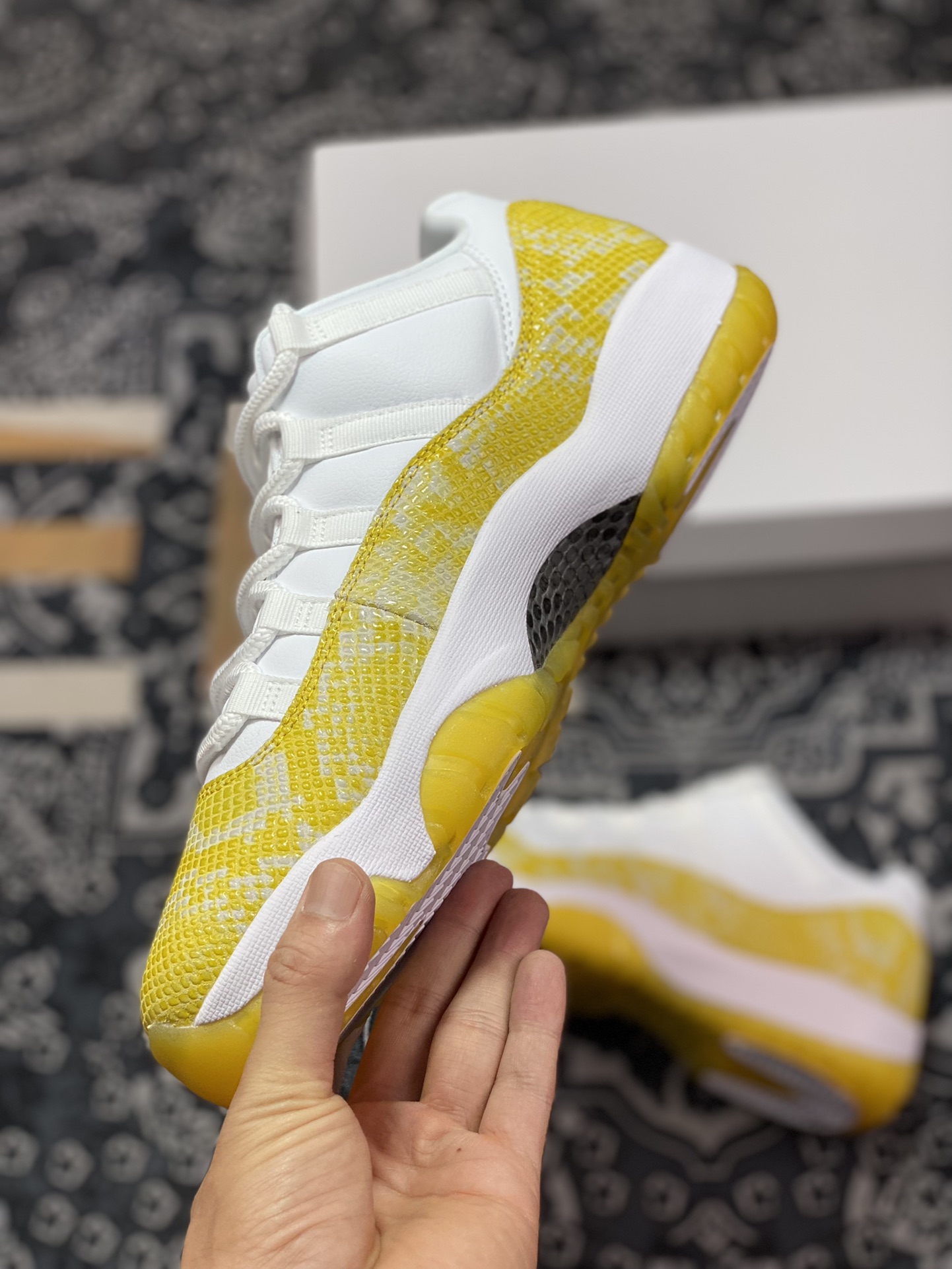 Air Jordan 11 Low ”Yellow Snakeskin“ 黄蛇 AH7860-107