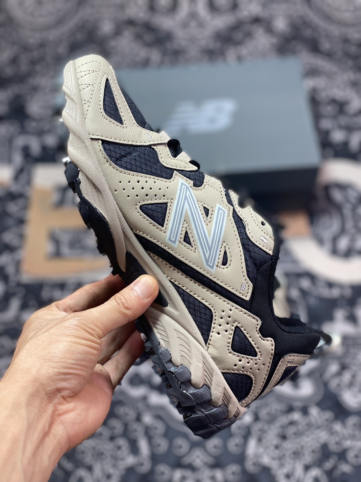 190 New Balance ML610T系列低帮山系越野跑旅游运动鞋“沙漠棕黑”ML610TAC