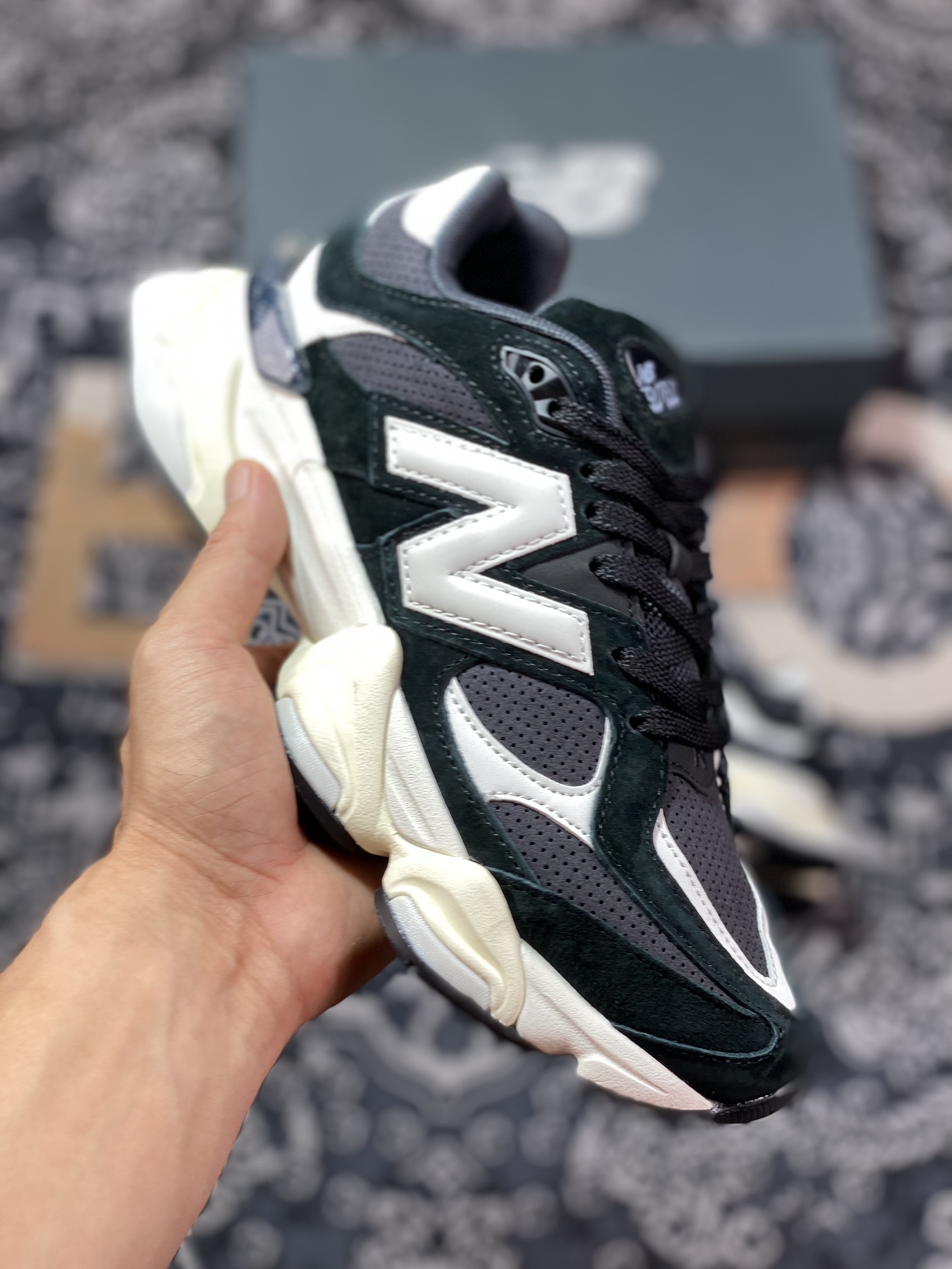 220 原装级别New Balance 9060 黑白 复古休闲运动老爹鞋 U9060AAA