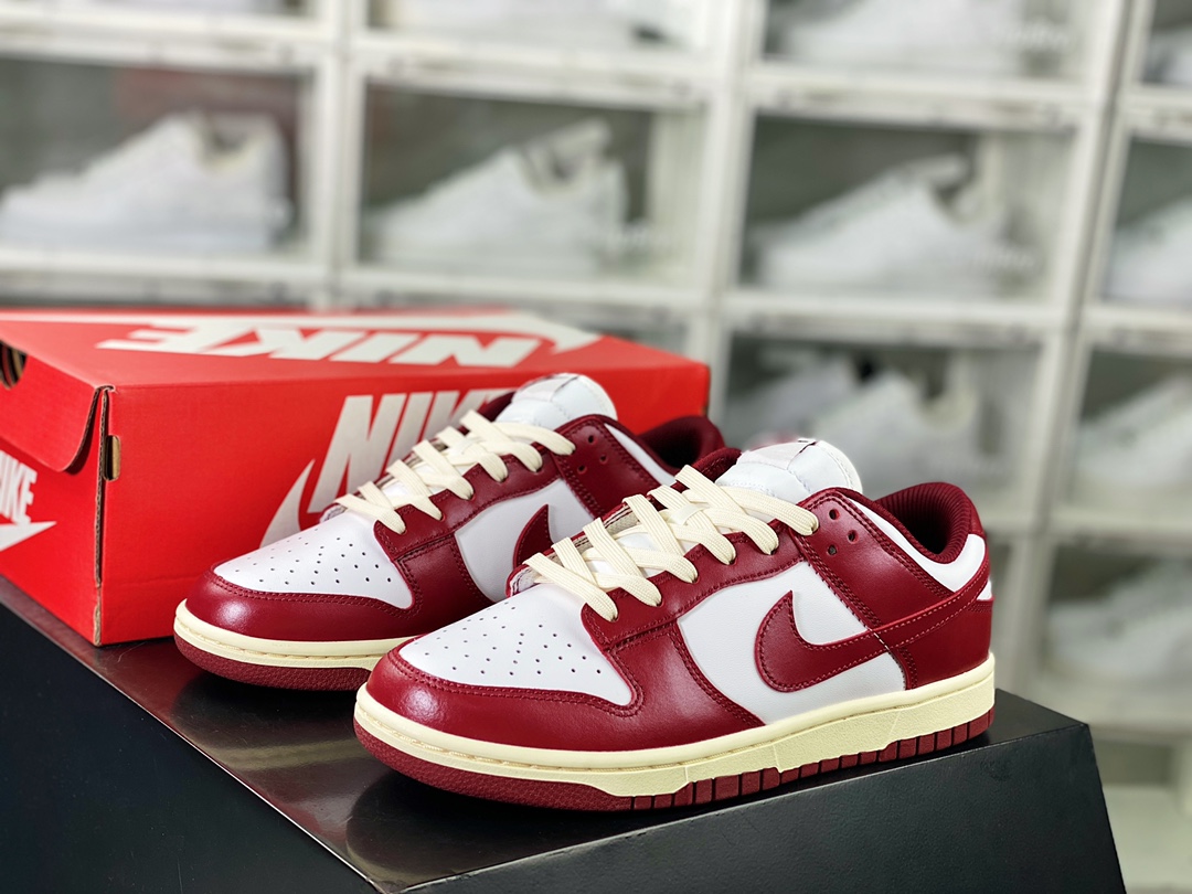 SB Dunk Low”Team Red”扣篮系列低帮休闲运动滑板板鞋“复古奶油红白”FJ4555-100