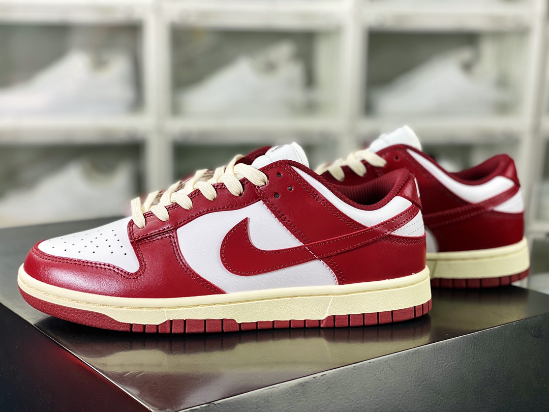 SB Dunk Low”Team Red”扣篮系列低帮休闲运动滑板板鞋“复古奶油红白”FJ4555-100