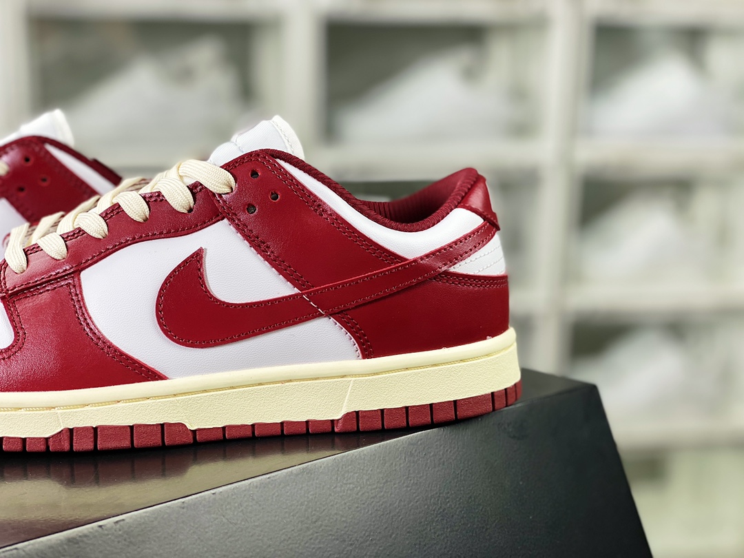 SB Dunk Low”Team Red”扣篮系列低帮休闲运动滑板板鞋“复古奶油红白”FJ4555-100