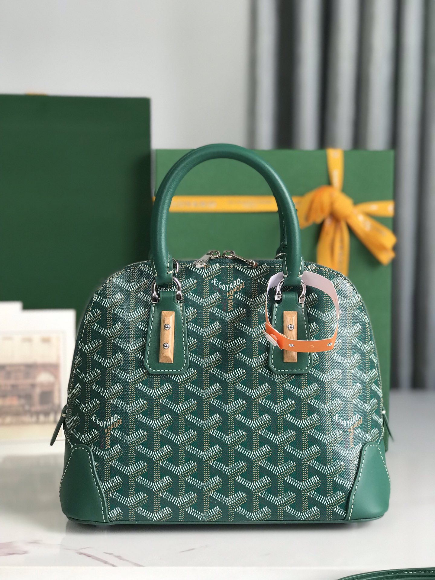 （戈雅）💕新品 Goyard Vendôme经典贝壳包™传承了品牌独一...