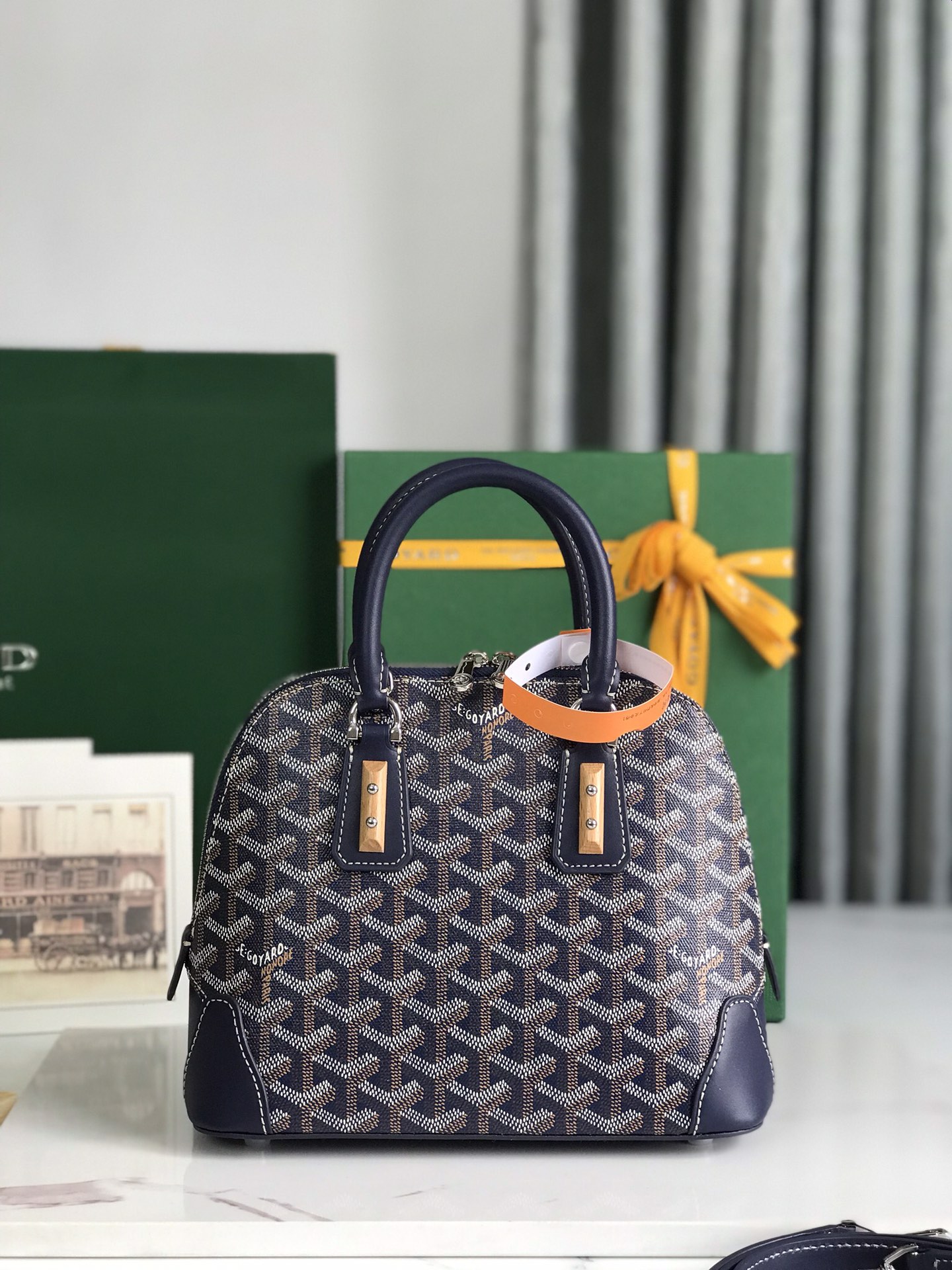 （戈雅）💕新品 Goyard Vendôme经典贝壳包™传承了品牌独一...