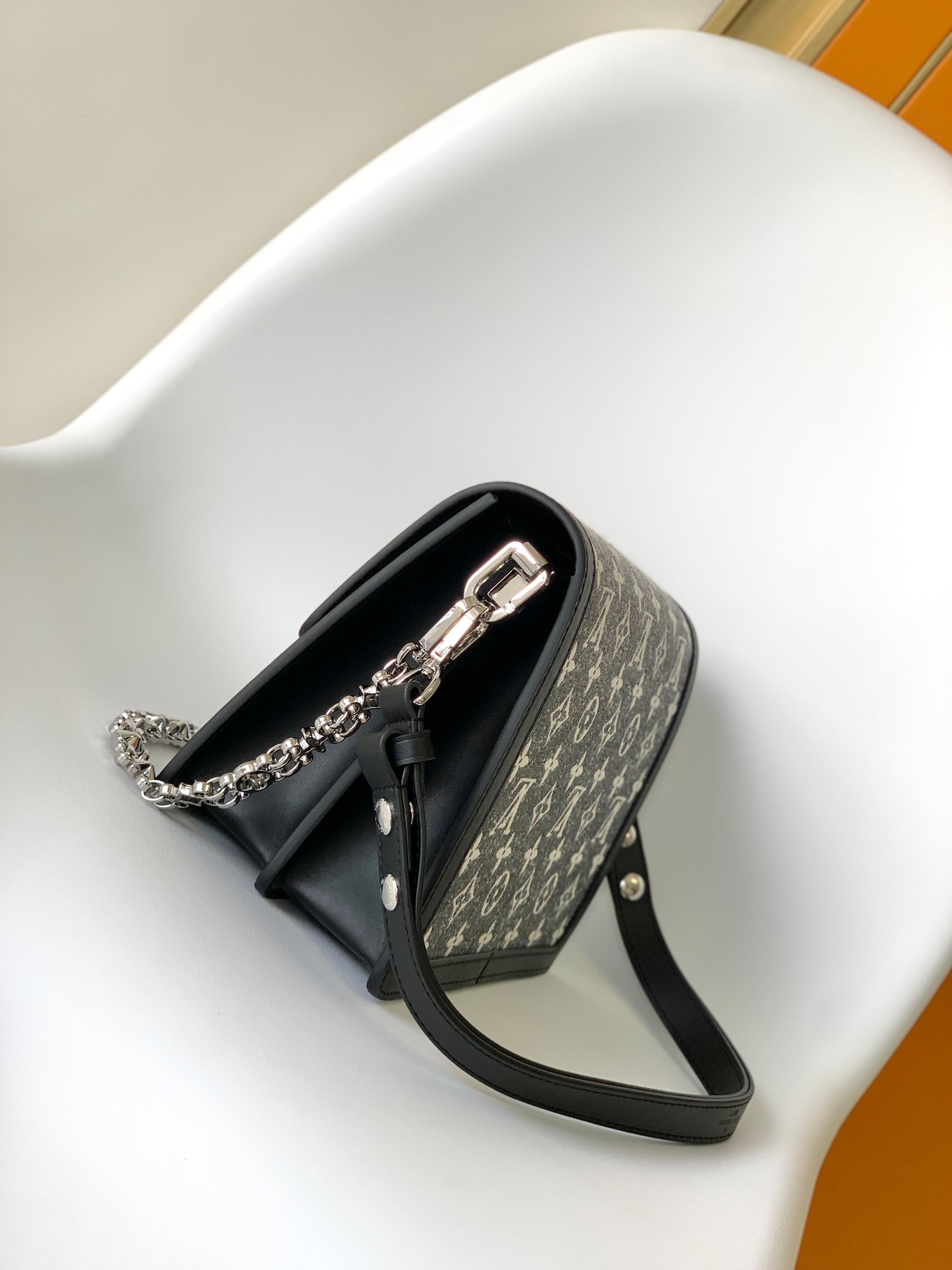 [Louis Vuitton Women