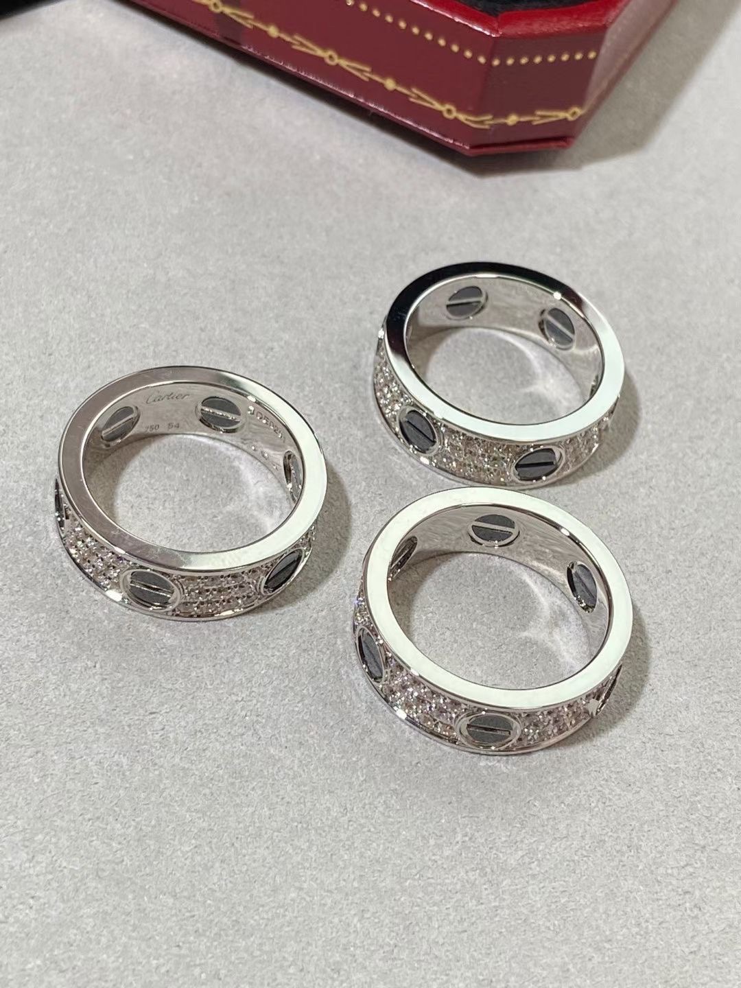 Cartier 卡地亚/Cartier 满天星黑钉戒指