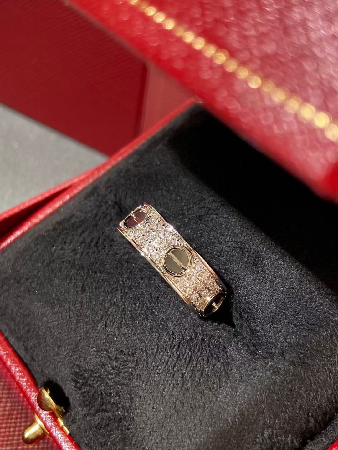 Cartier 卡地亚/Cartier 满天星黑钉戒指