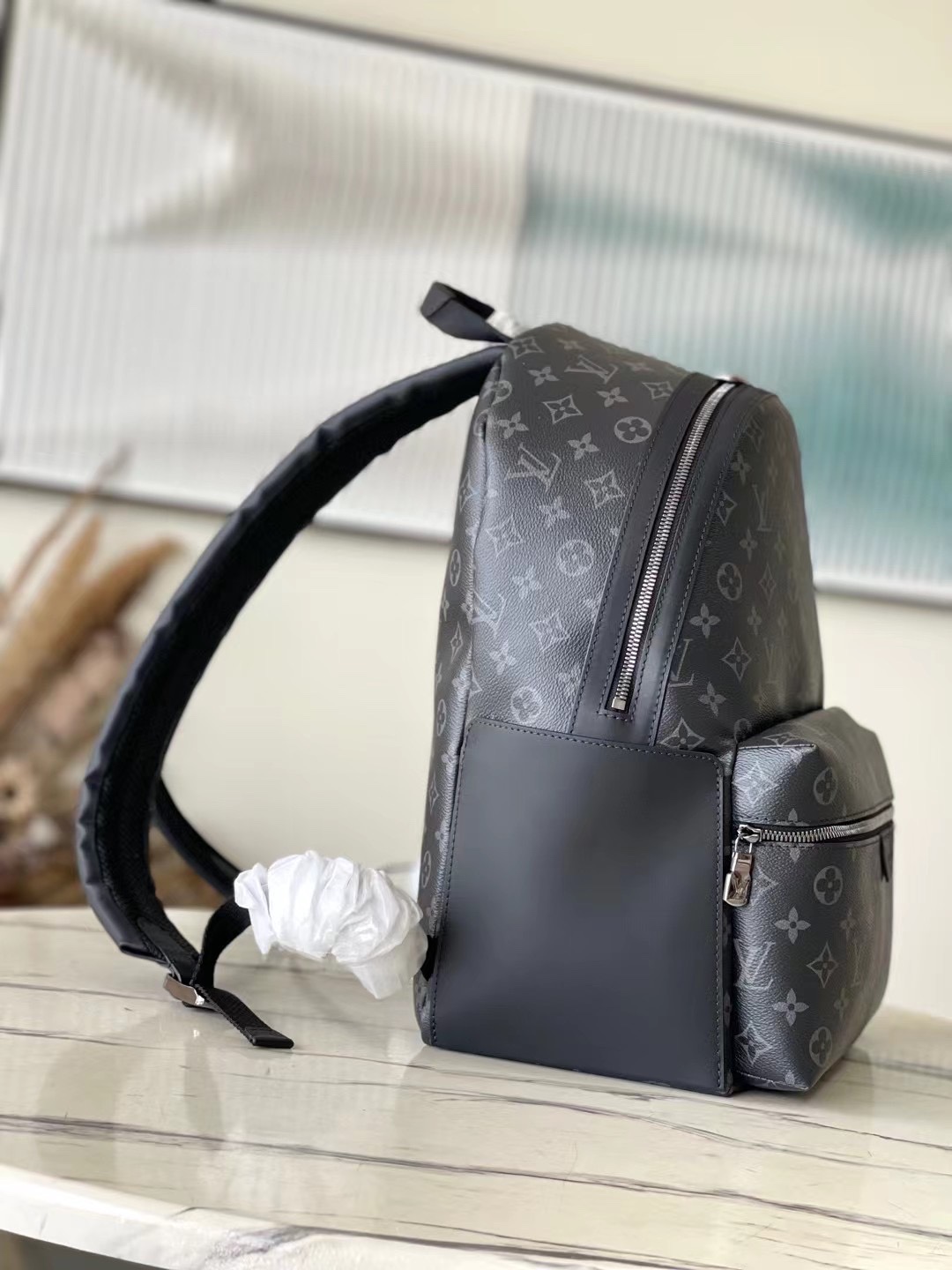 this Discovery Backpack PM delivers versatile functionality in a more - Bag 2