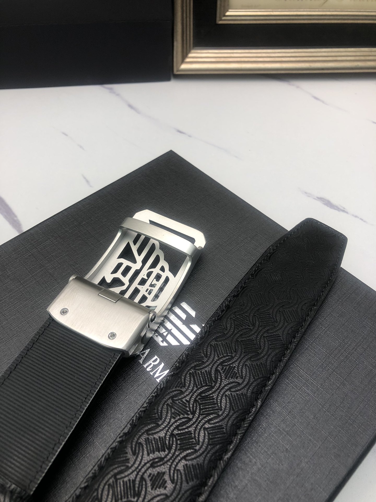 “Men’s Automatic Leather Belts with Italian Cattle-Skin: Tailorable and Wide Design” - 图片 7
