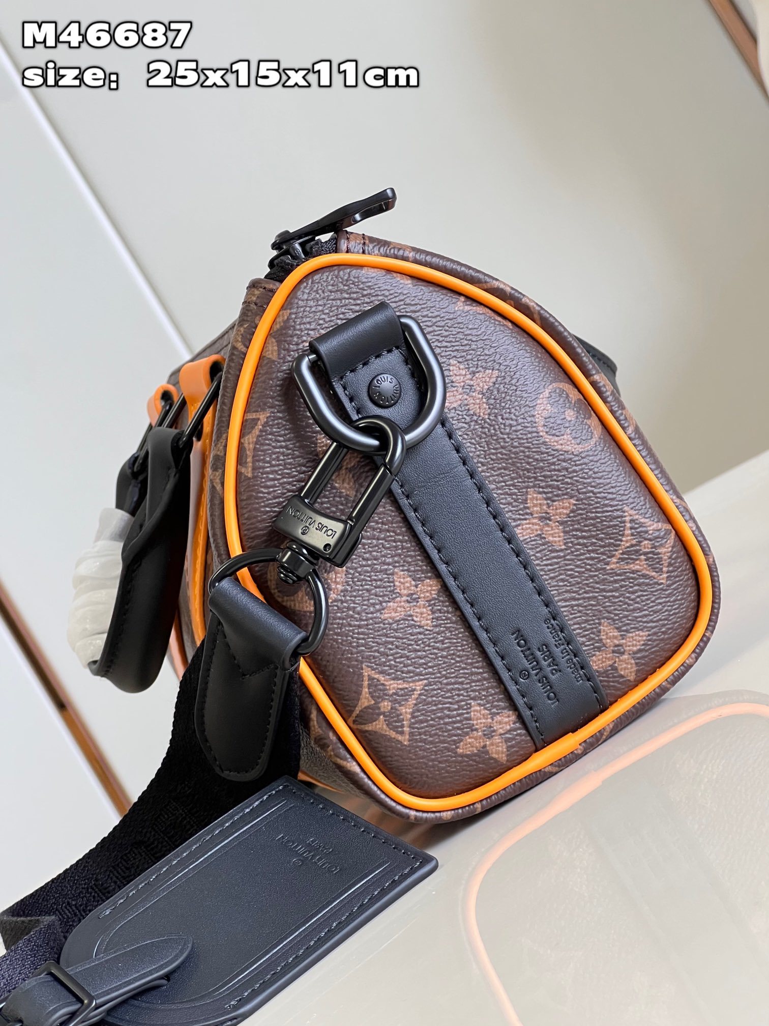 顶级原单M46687/对版本款Keepall25手袋取材MonogramEclipseReverse帆布