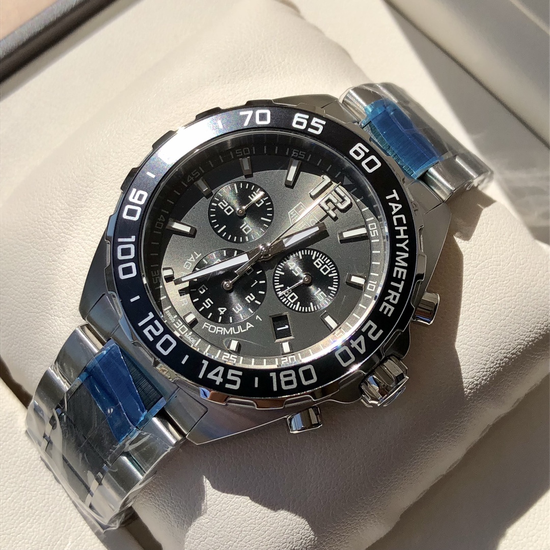 Часы TAG Heuer