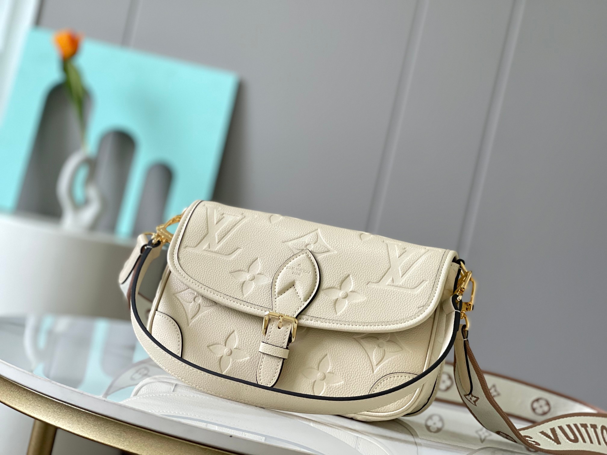 💍🌂顶级原单,46388压花本款 Diane 手袋取材路易威登经典 Monogram EmPreinte