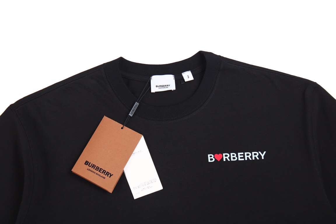 170 Burberry 巴宝莉 23SS 爱心战马印花短袖T恤
