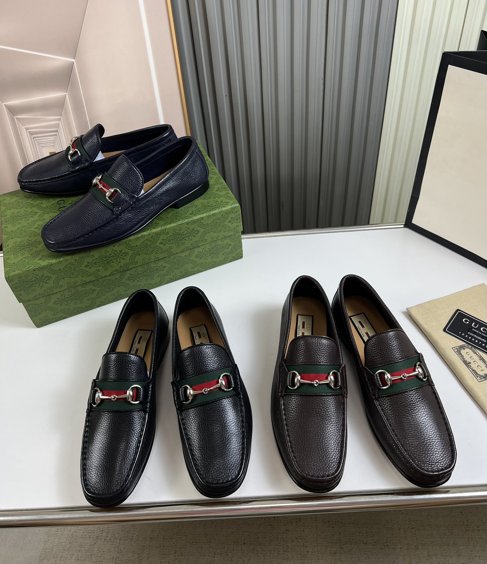 Fábrica productos originales, suela de cuero genuino🔱 ＧＵＣＣＩ——Gucci. Zapatos casual business de piel para hombre, produ…