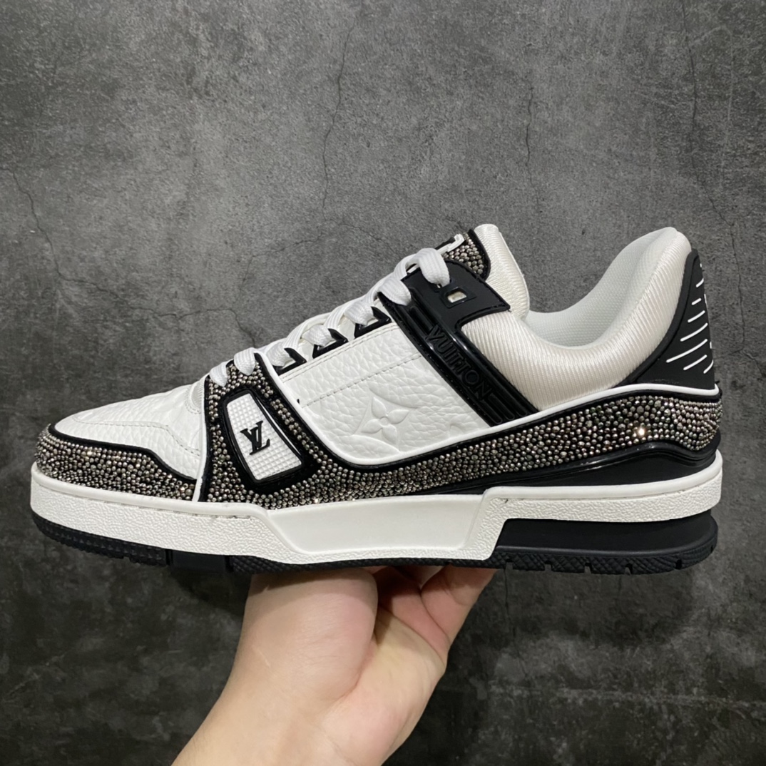 Top-quality empty offset prints available for pick-up on the same day LV Trainer series luxury sports shoes