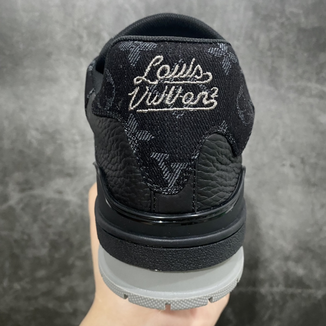 Top-quality empty offset prints available for pick-up on the same day LV Trainer series luxury sports shoes