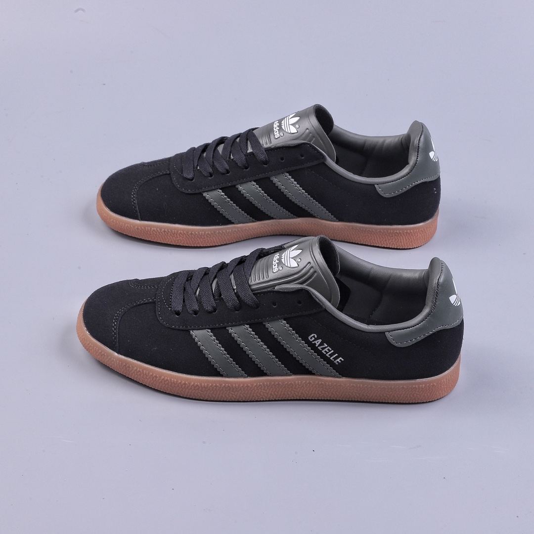 140 YH Adidas Handball Spezial 三叶草板鞋 IE3402